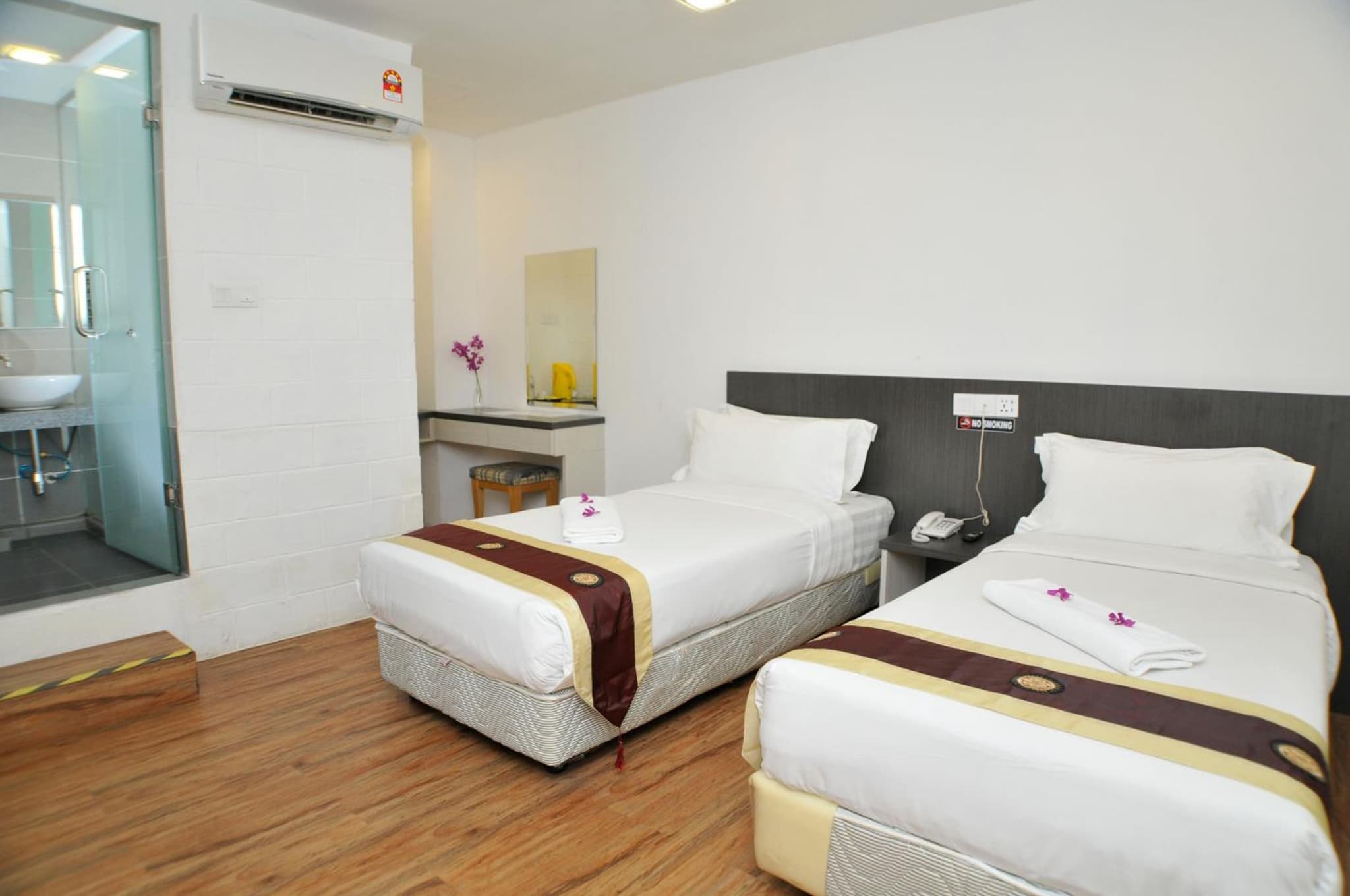 Promenade Service Apartment photo 9