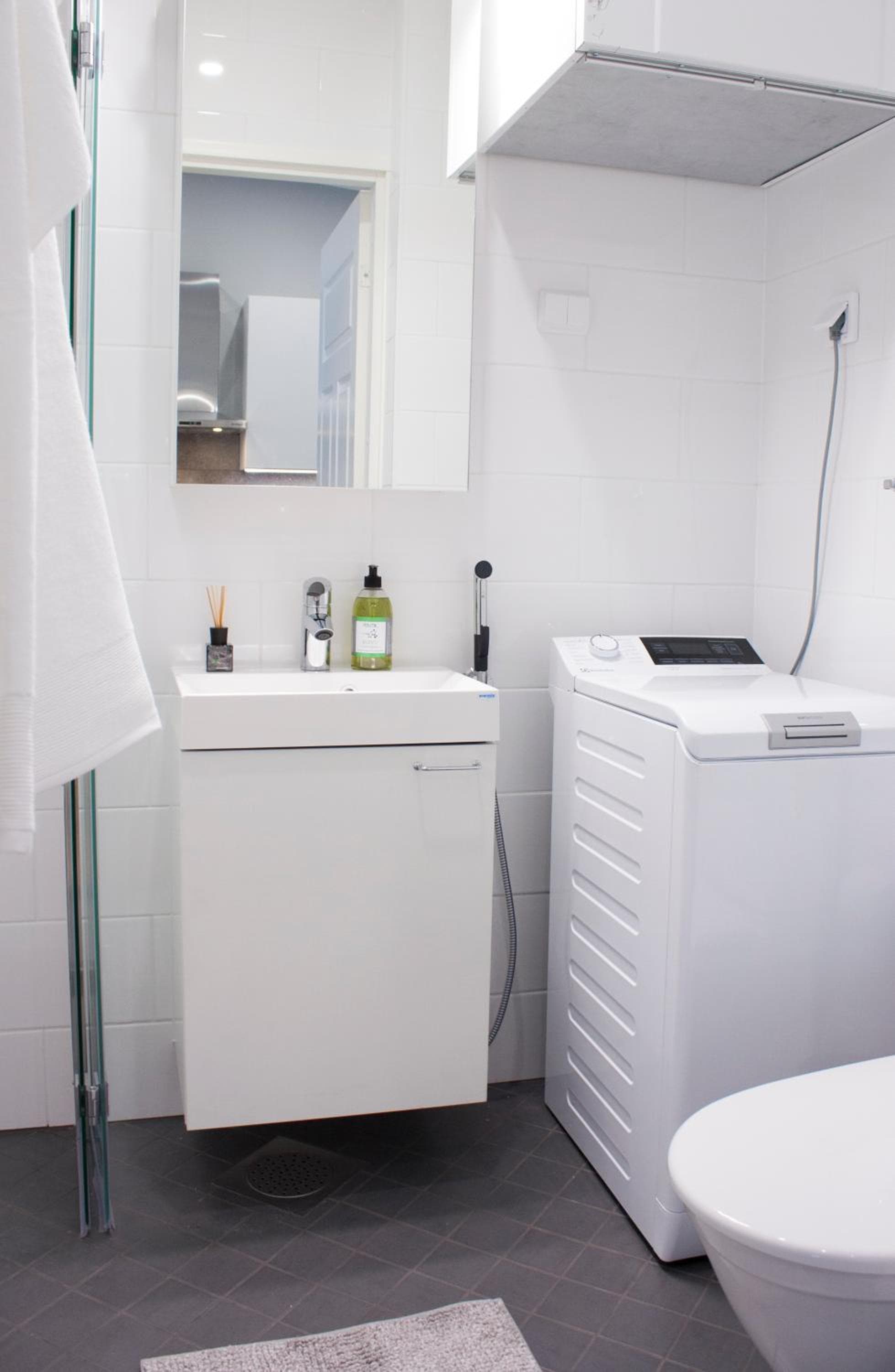 Studio 7 - Air-conditioned, P-spot & Self Check-in photo 8