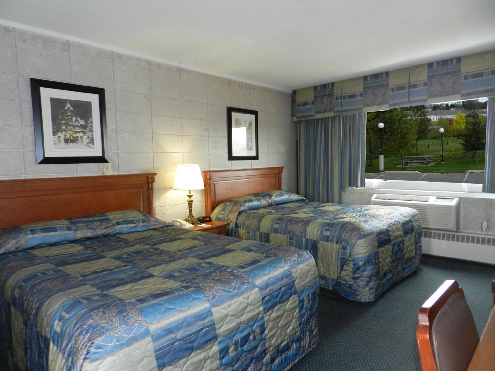 Capri Inn photo 9