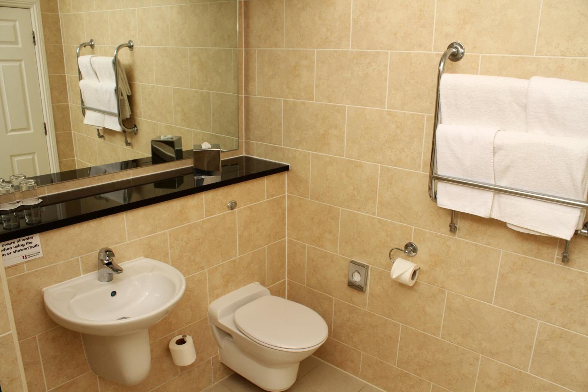 The Rose & Crown Hotel photo 2