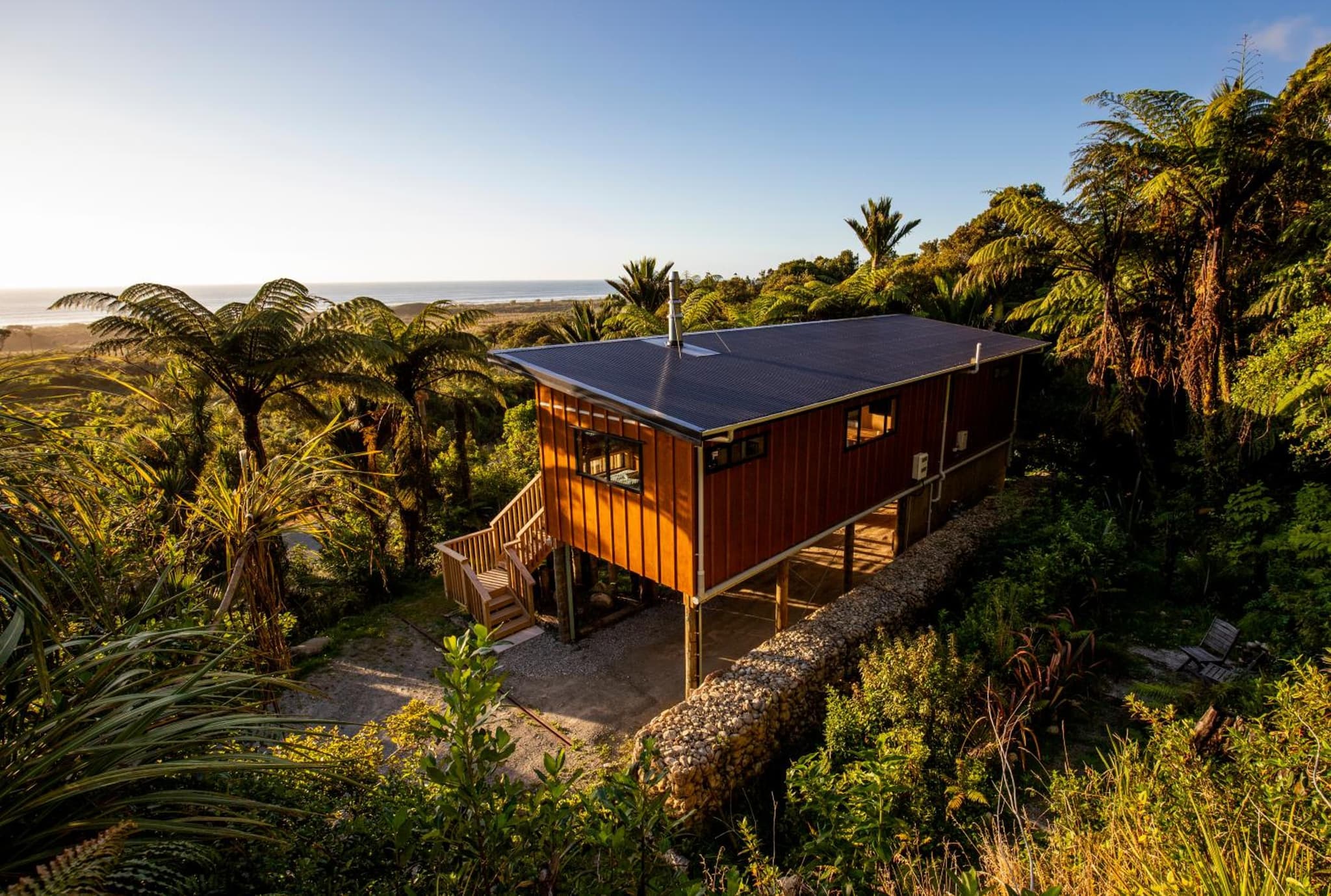 Treescapes - Rainforest Hot Tub 2km from Punakaiki