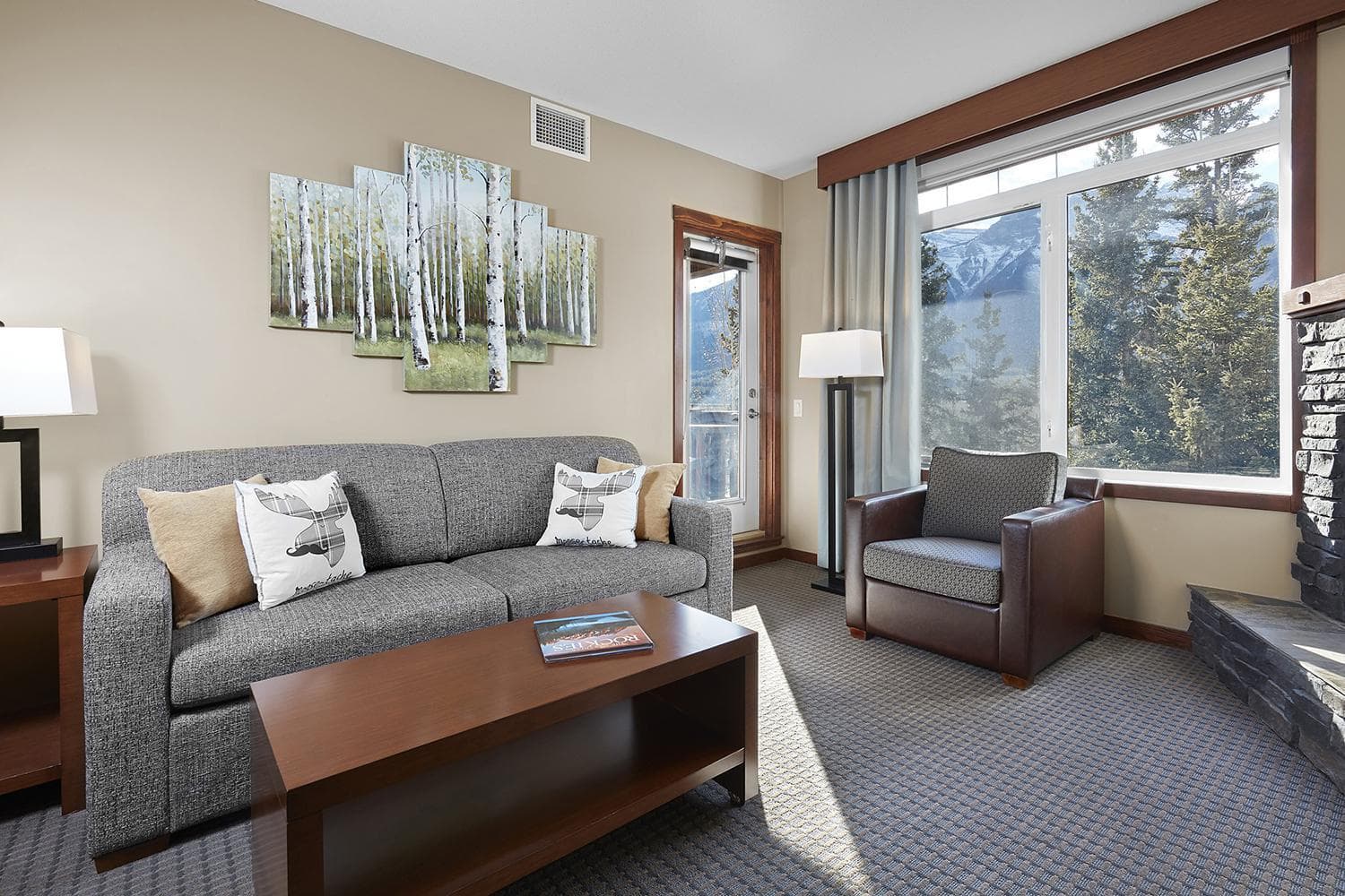 Mountain View Escape with open hot tub, Views!! photo 2