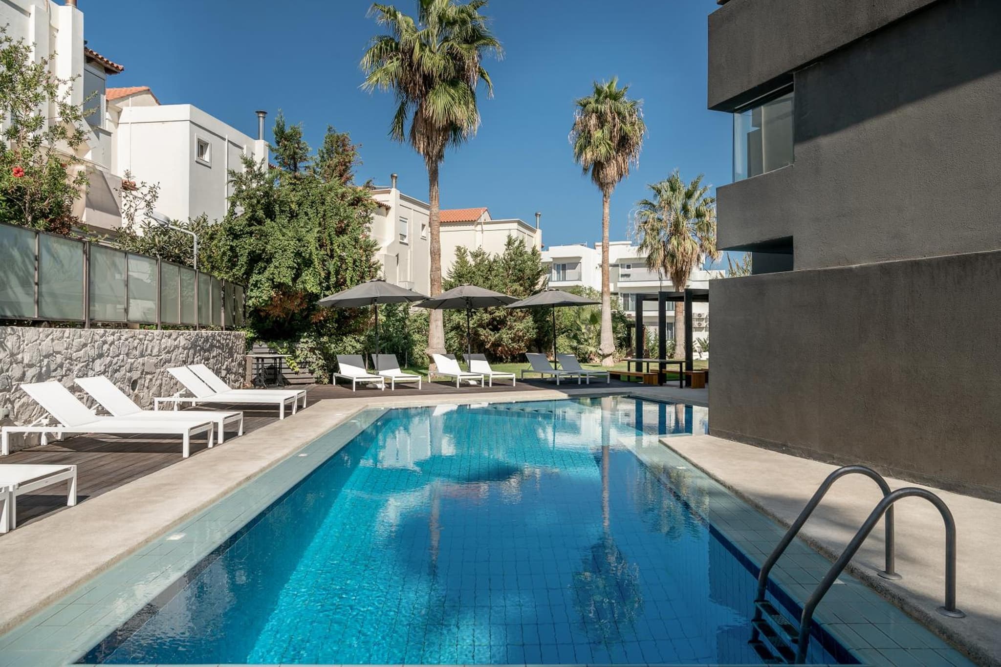 Icarus Hotel photo 2