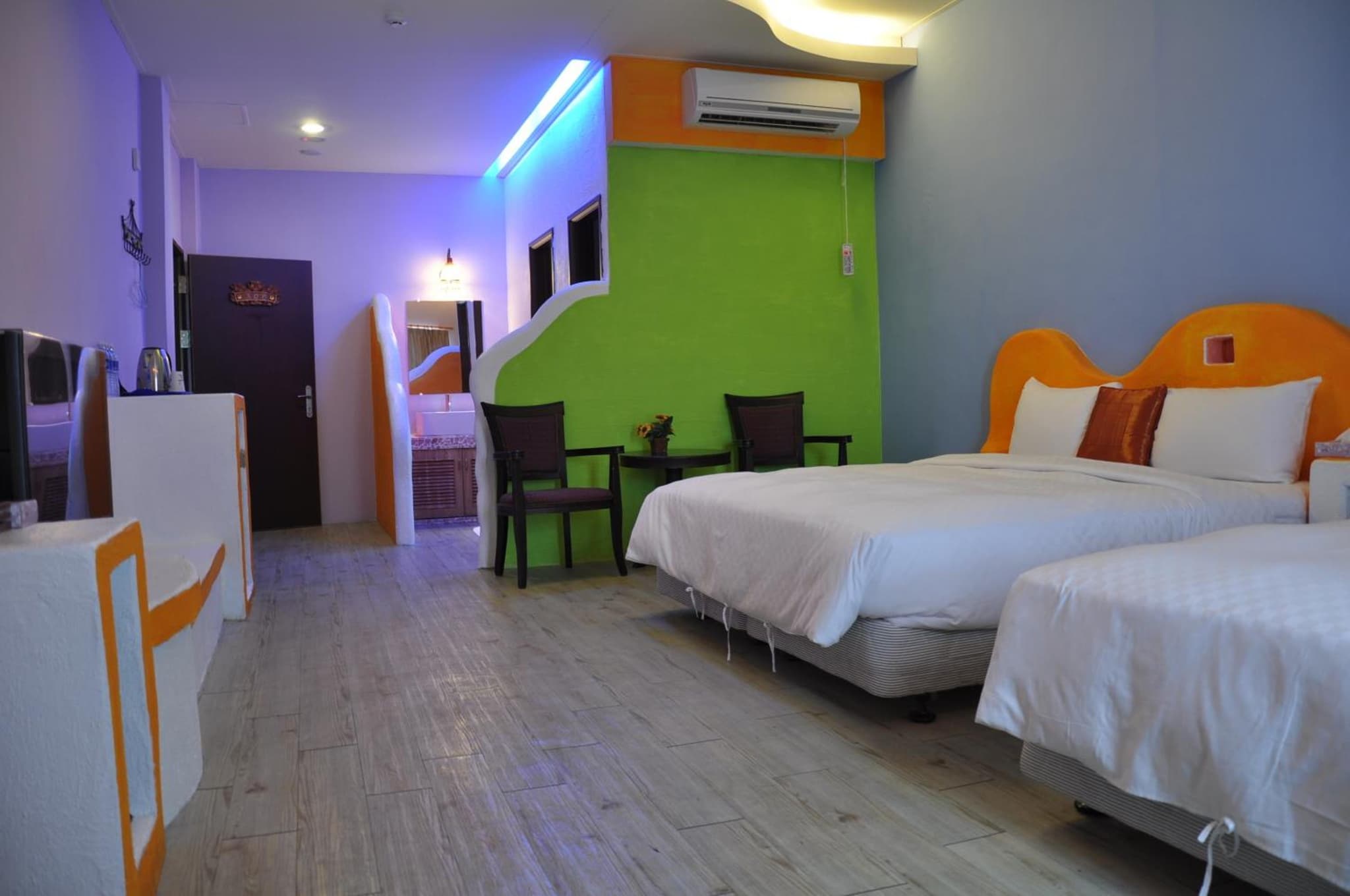 Rock House photo 6