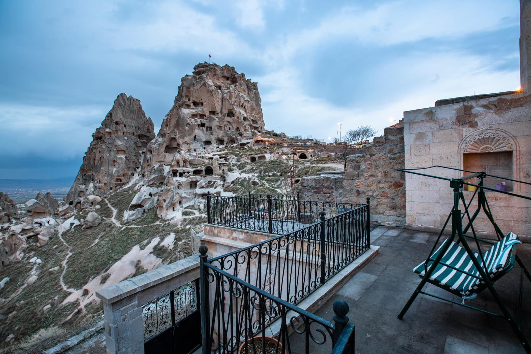 Caldera Cave Hotel photo 2