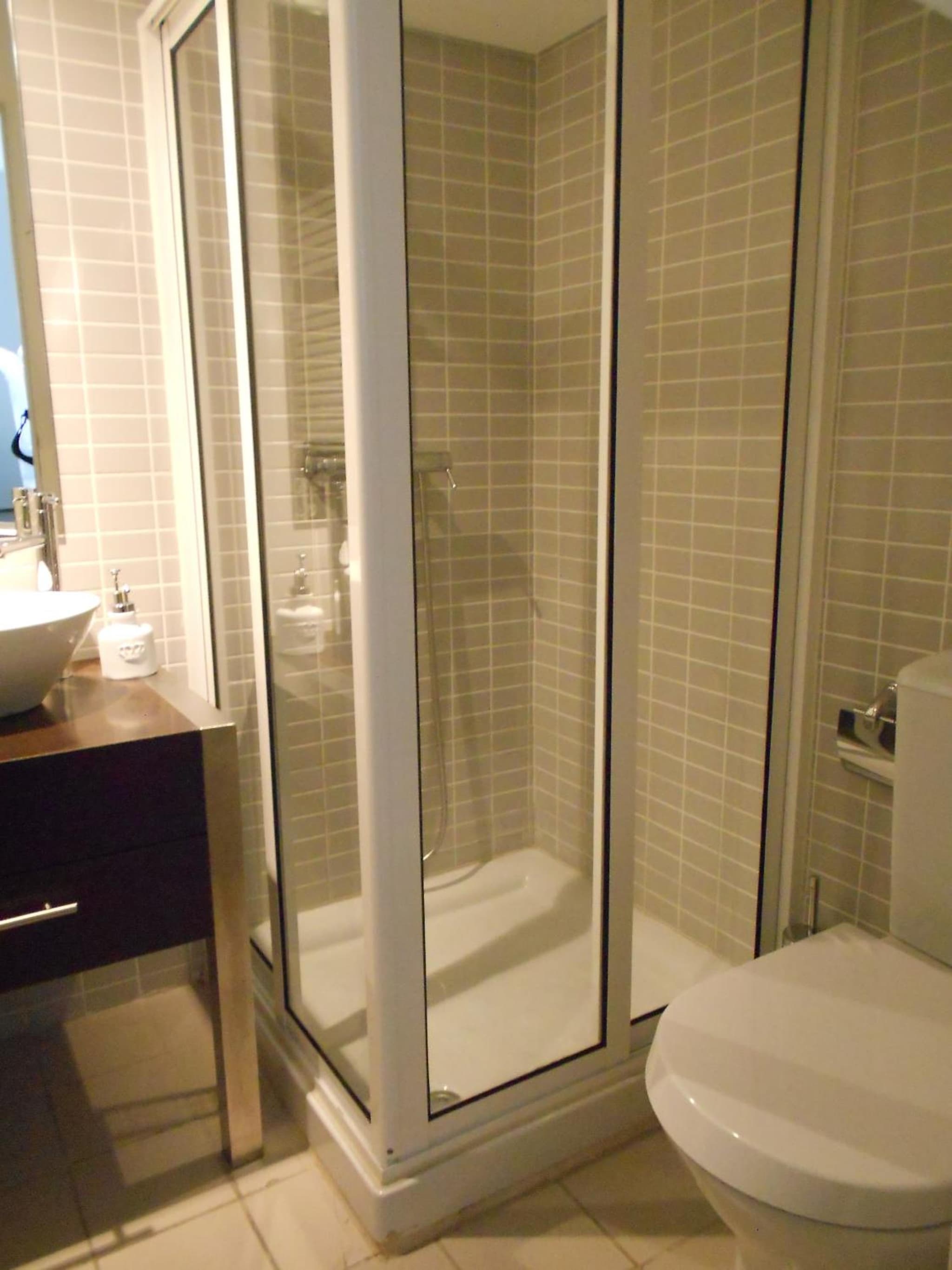 Triplex - Quarto com w.c. privado photo 3