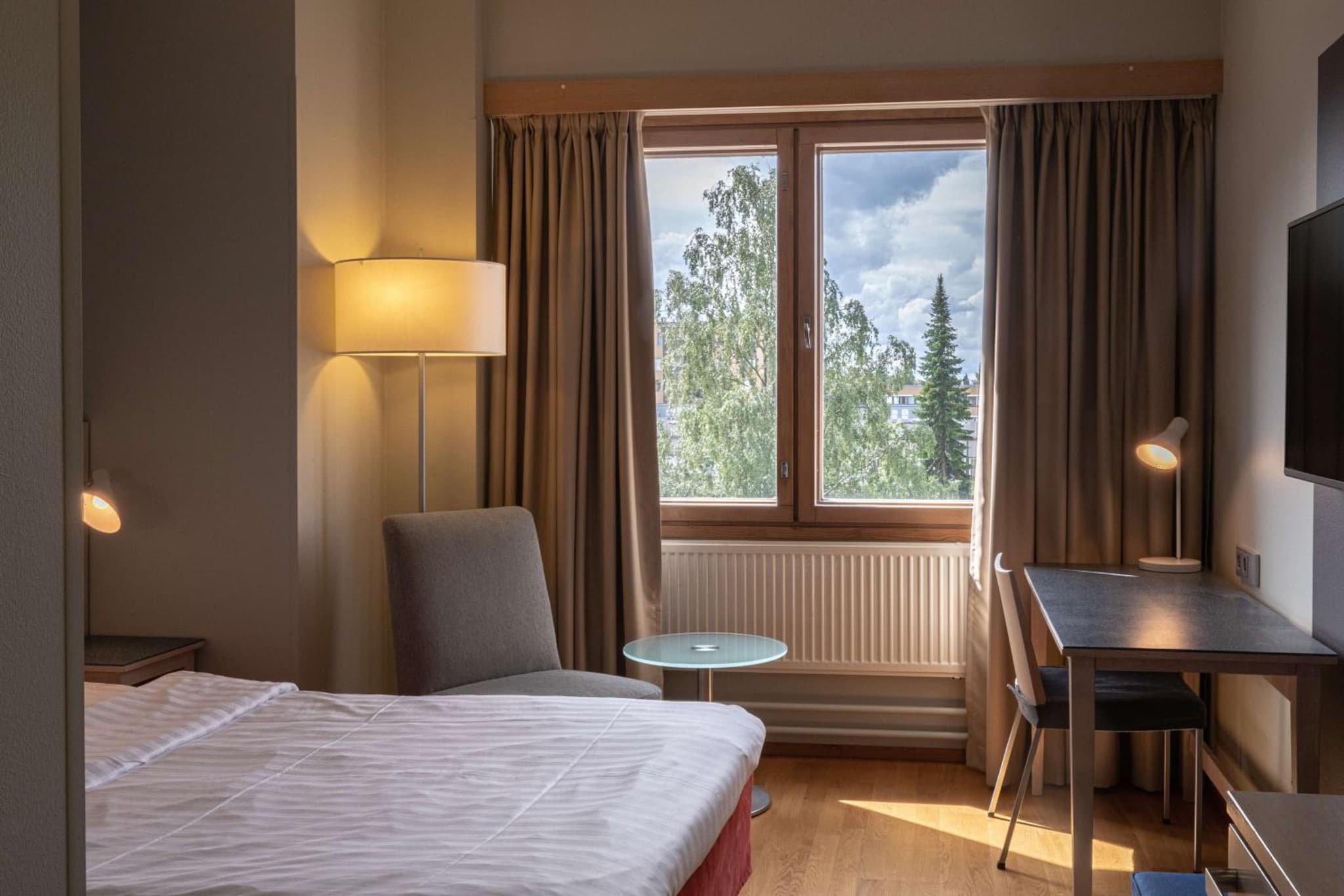 hotel room