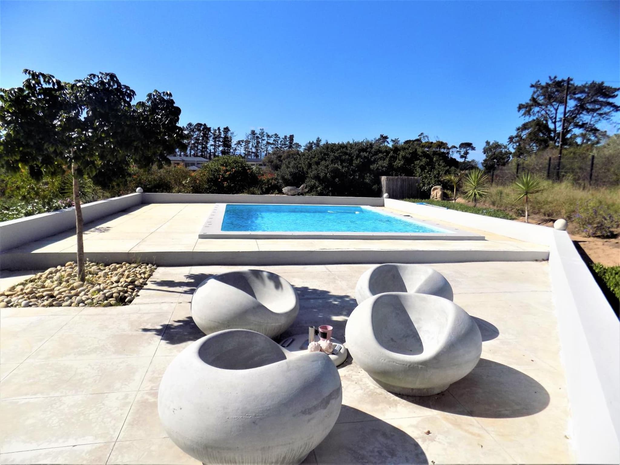 Green Goose self catering villa with pool photo 3
