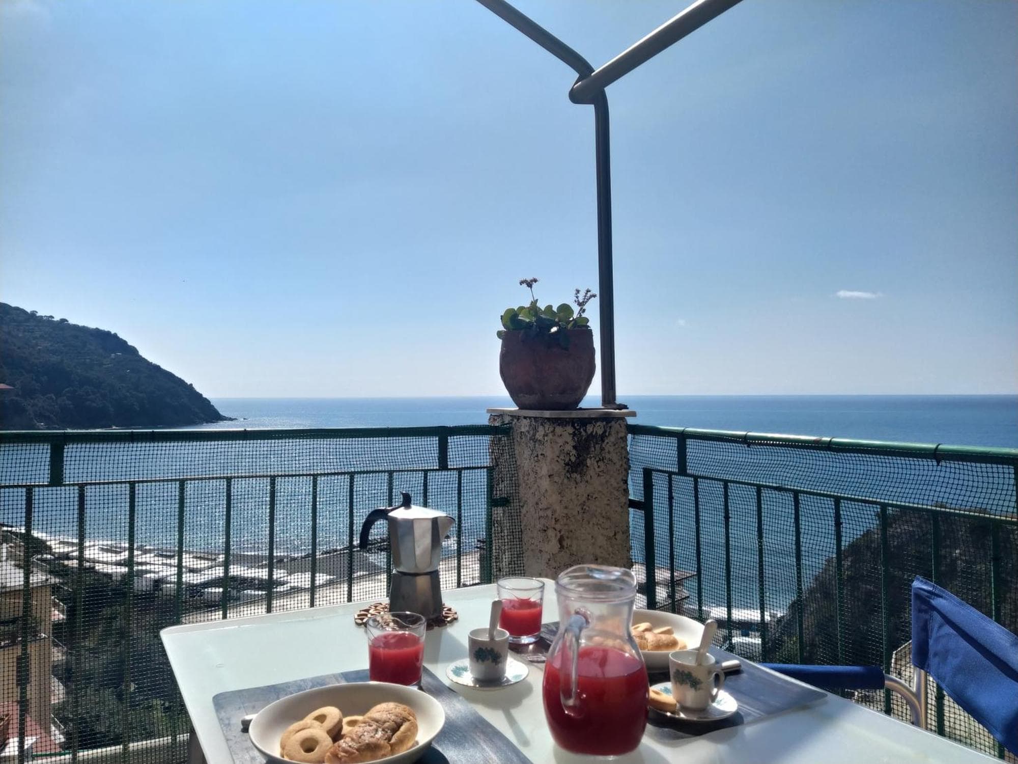 Michela Apartment Sea View photo 7