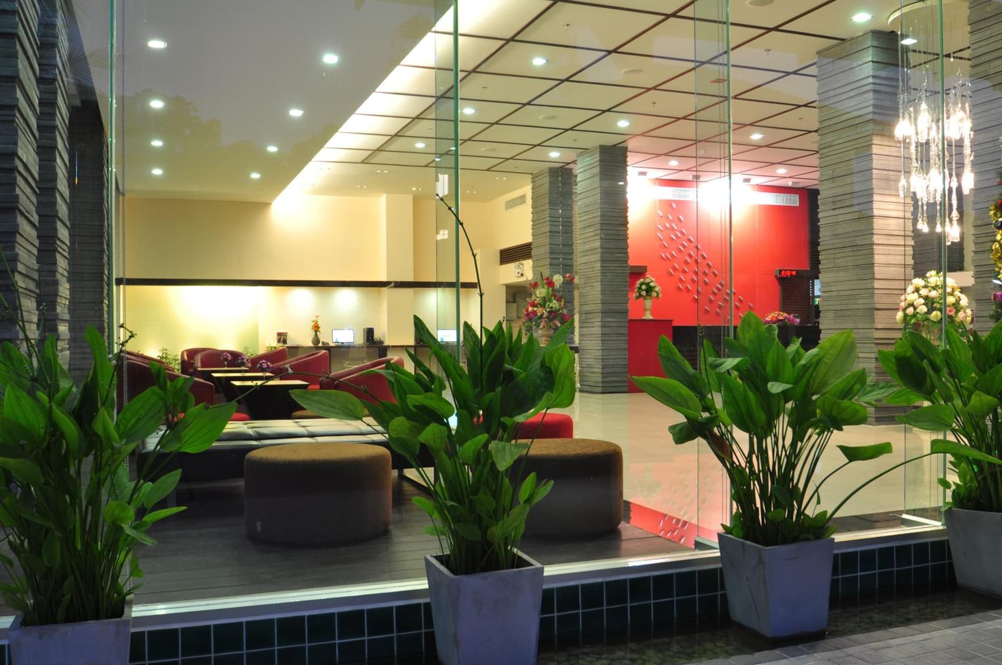 Mayflower Grande Chiang Mai photo 8