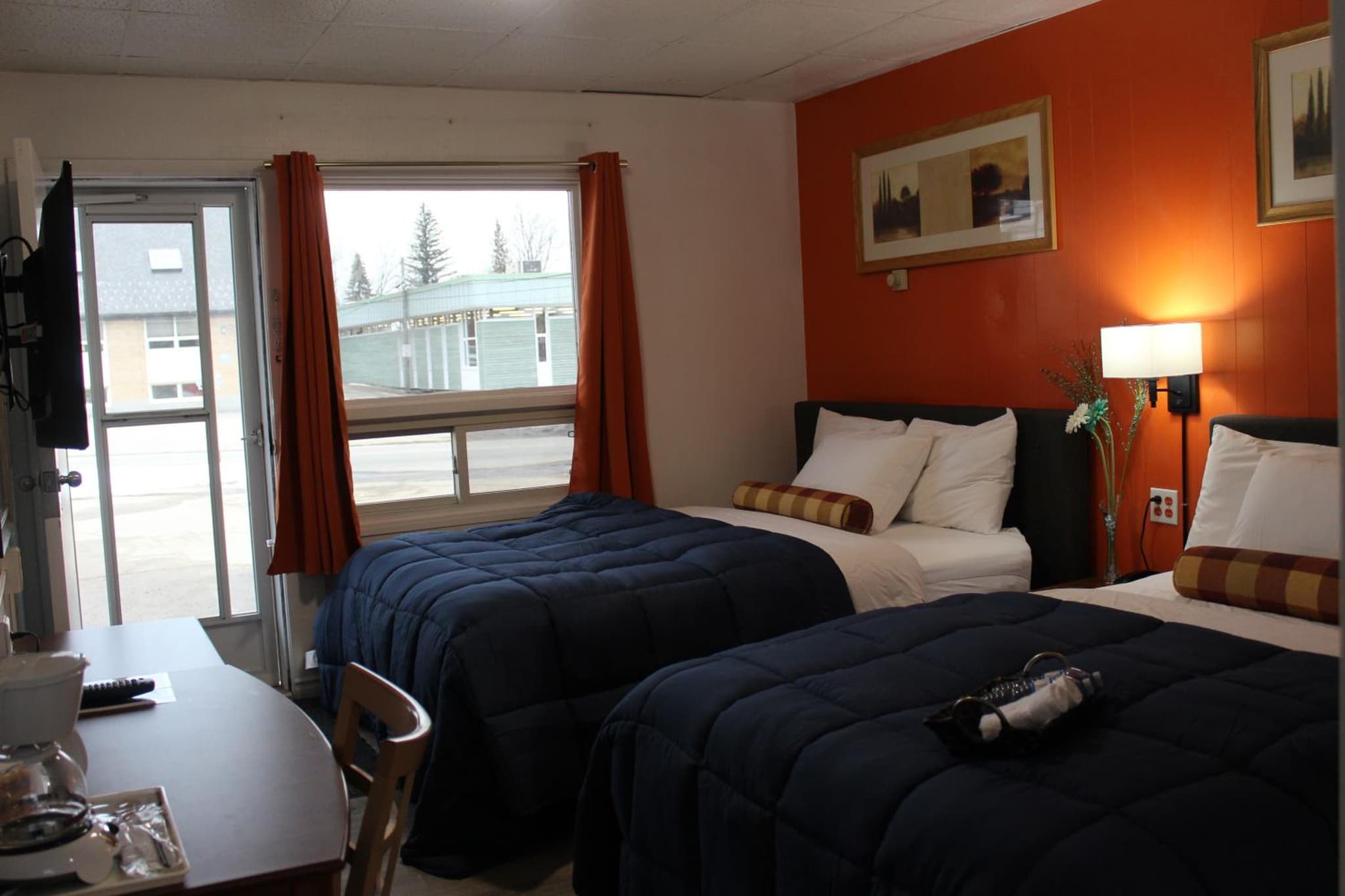 Sunrise Inn photo 6
