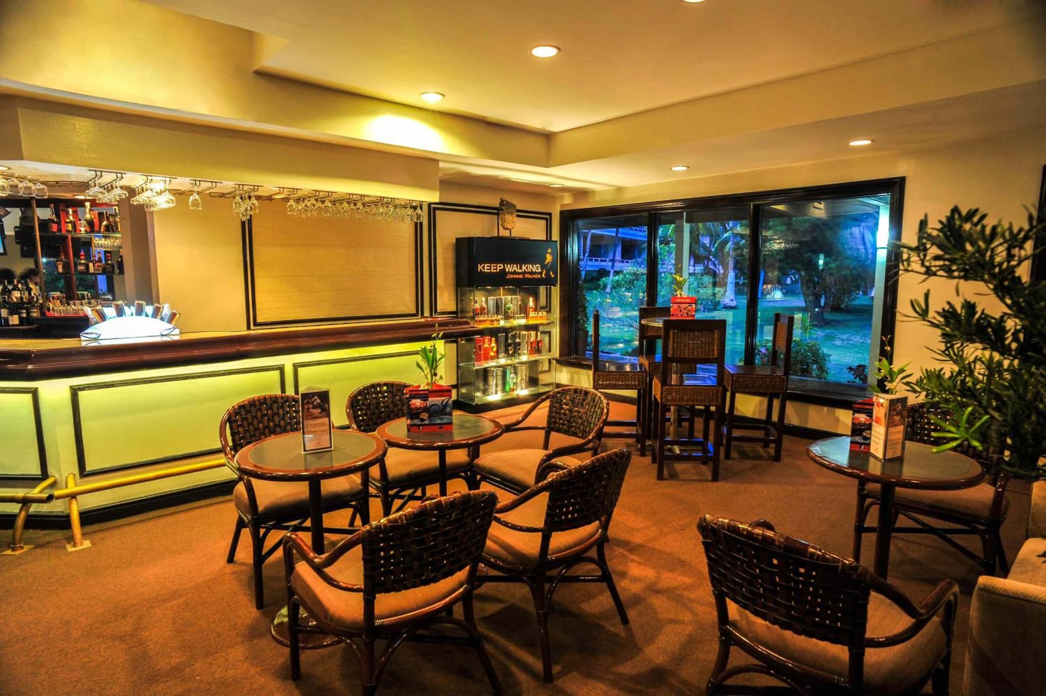 Waterfront Insular Hotel Davao photo 9