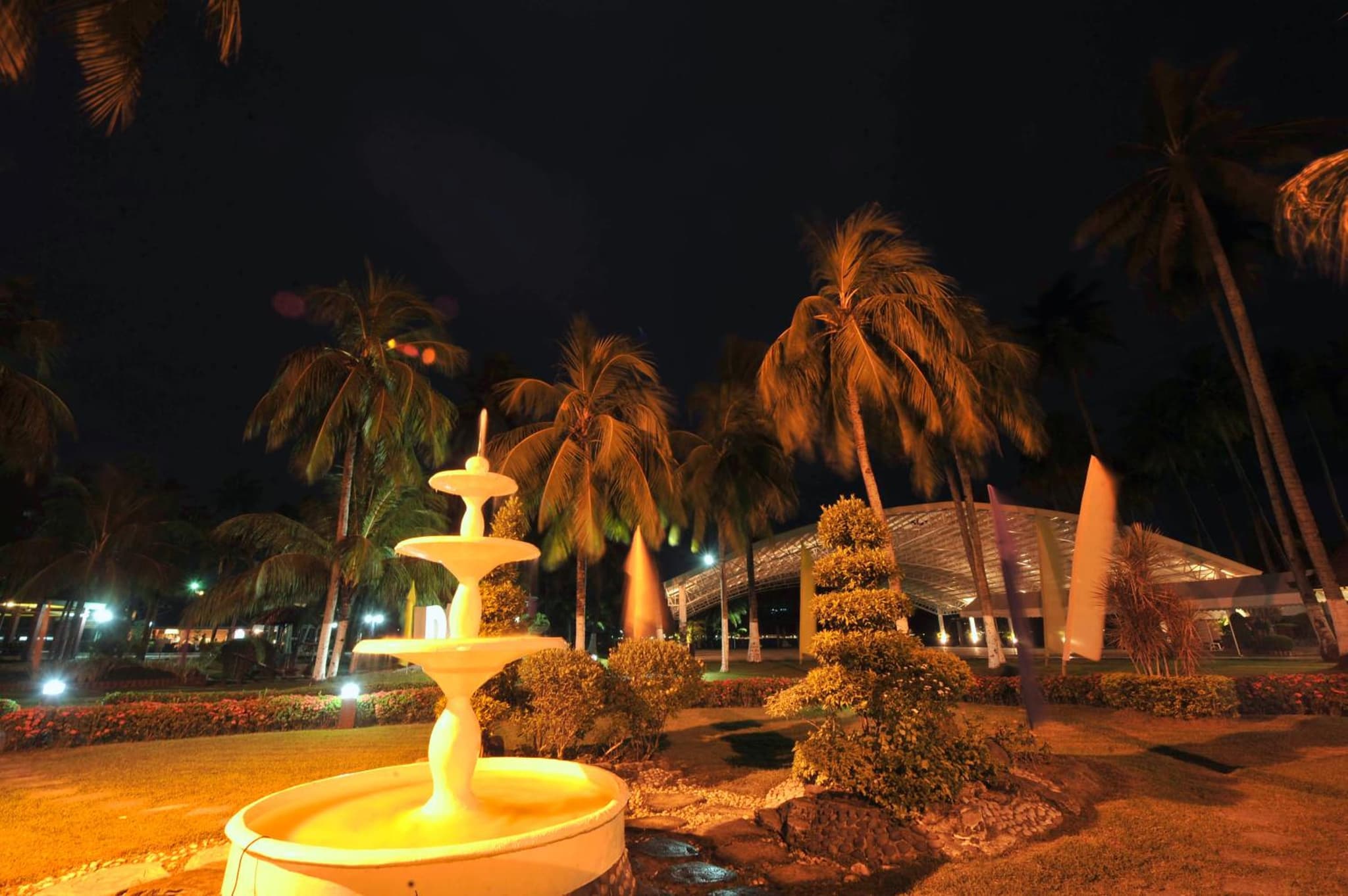 Waterfront Insular Hotel Davao photo 5