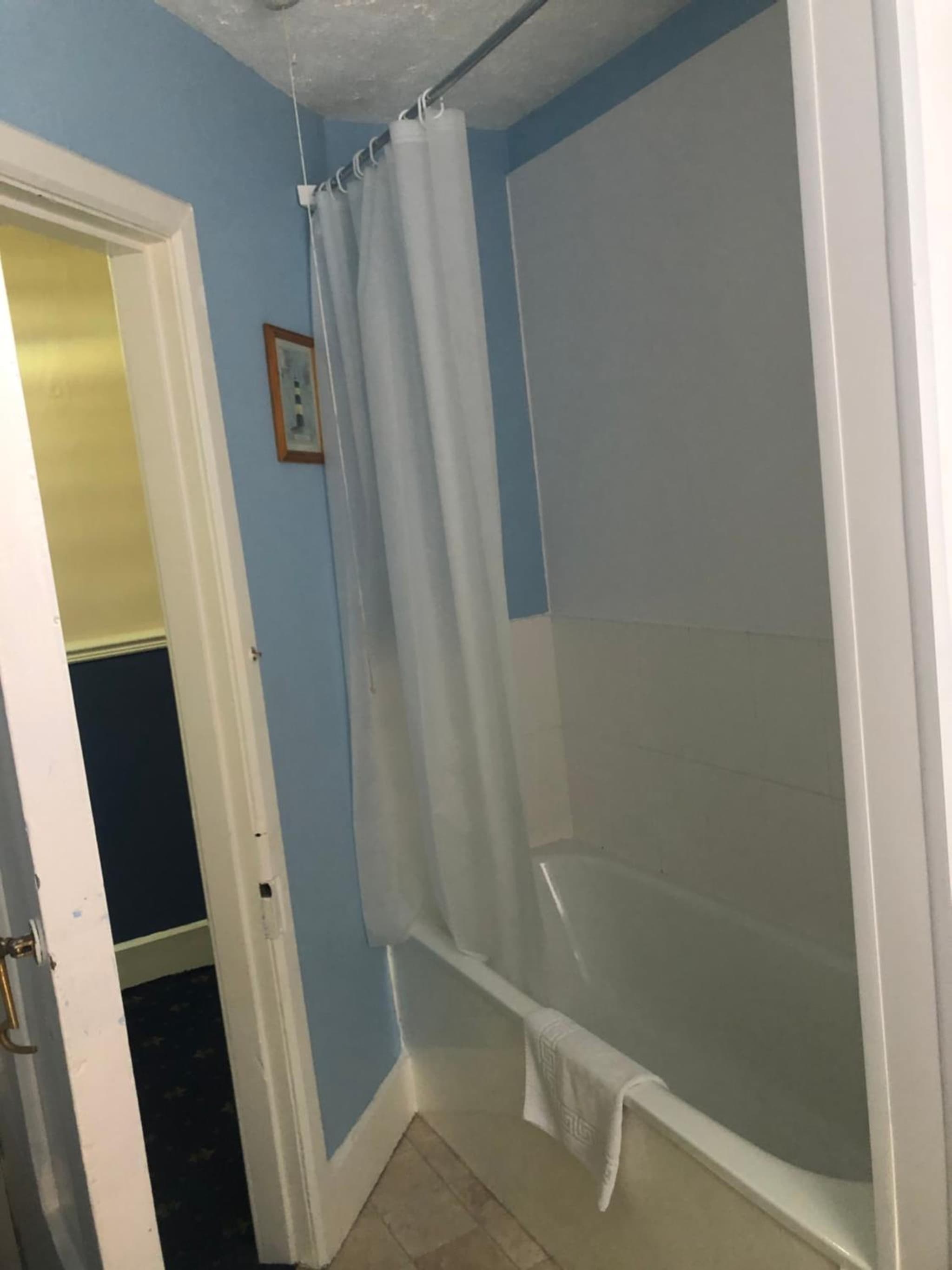 Leamington House photo 4