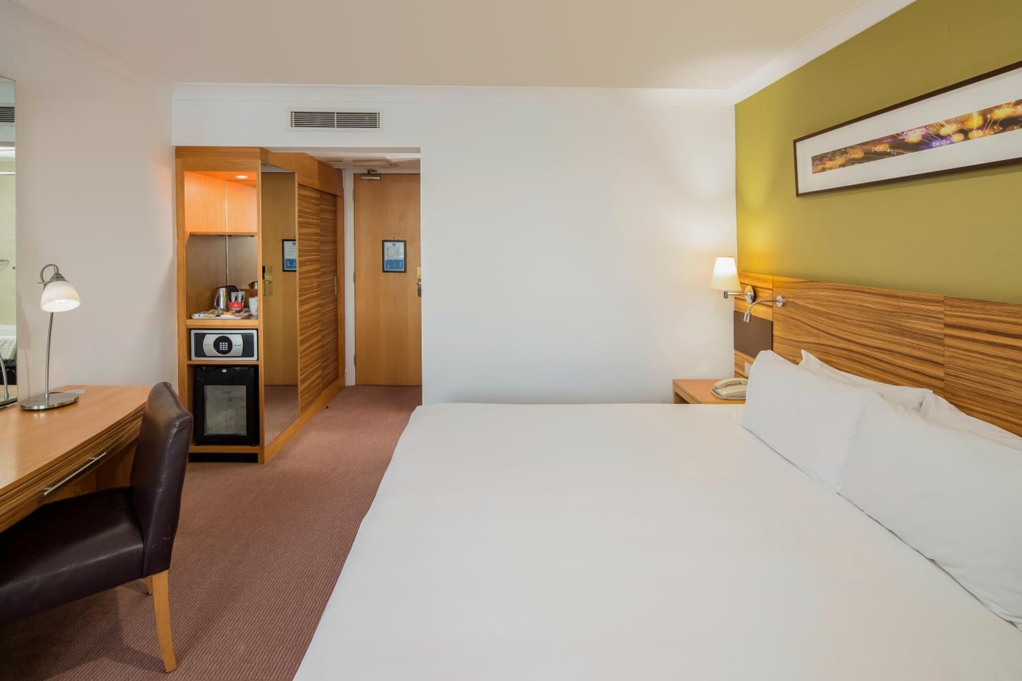 Crowne Plaza Chester by IHG photo 7
