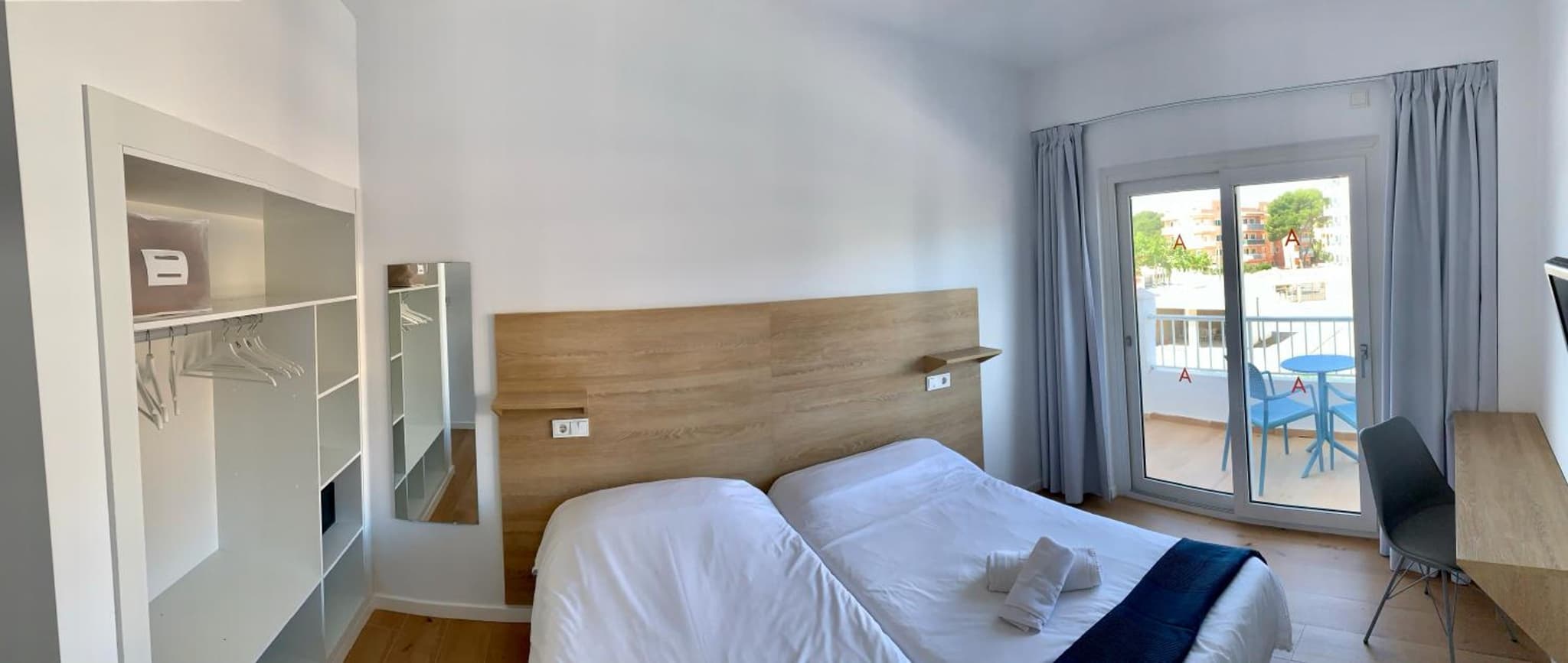 Hostal Alzina photo 4