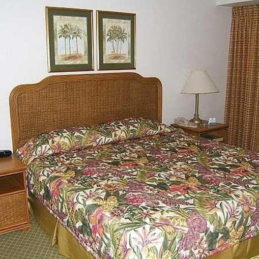 Castaways Resort and Suites photo 3