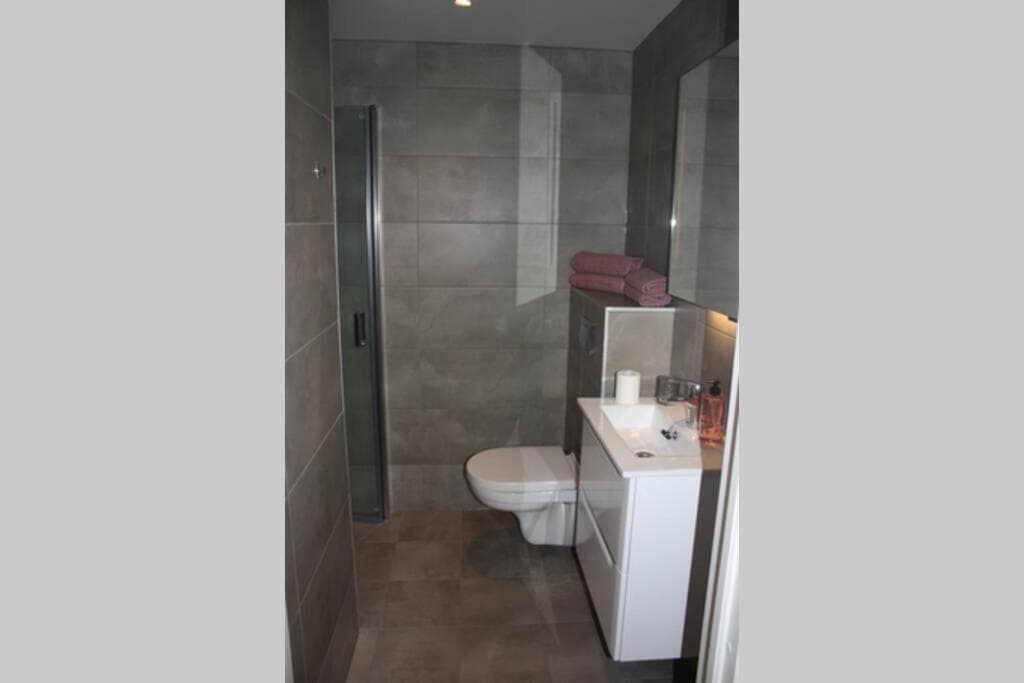 Stryn Apartments - City Center - Modern Suites photo 8
