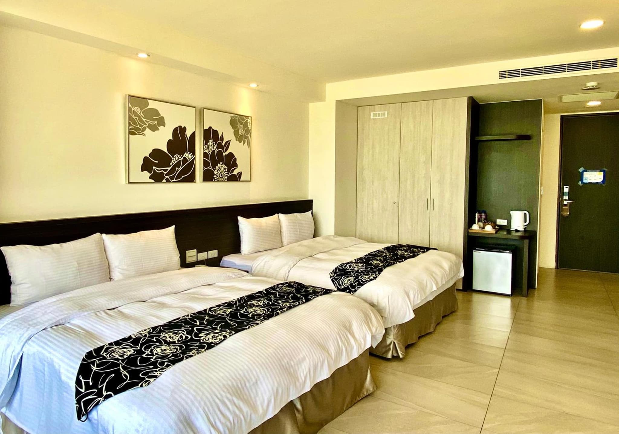 Ming Yue Hu Hotel photo 4
