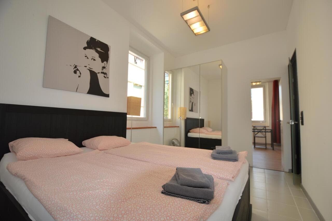 GuestHouse University by LR - self check in photo 9