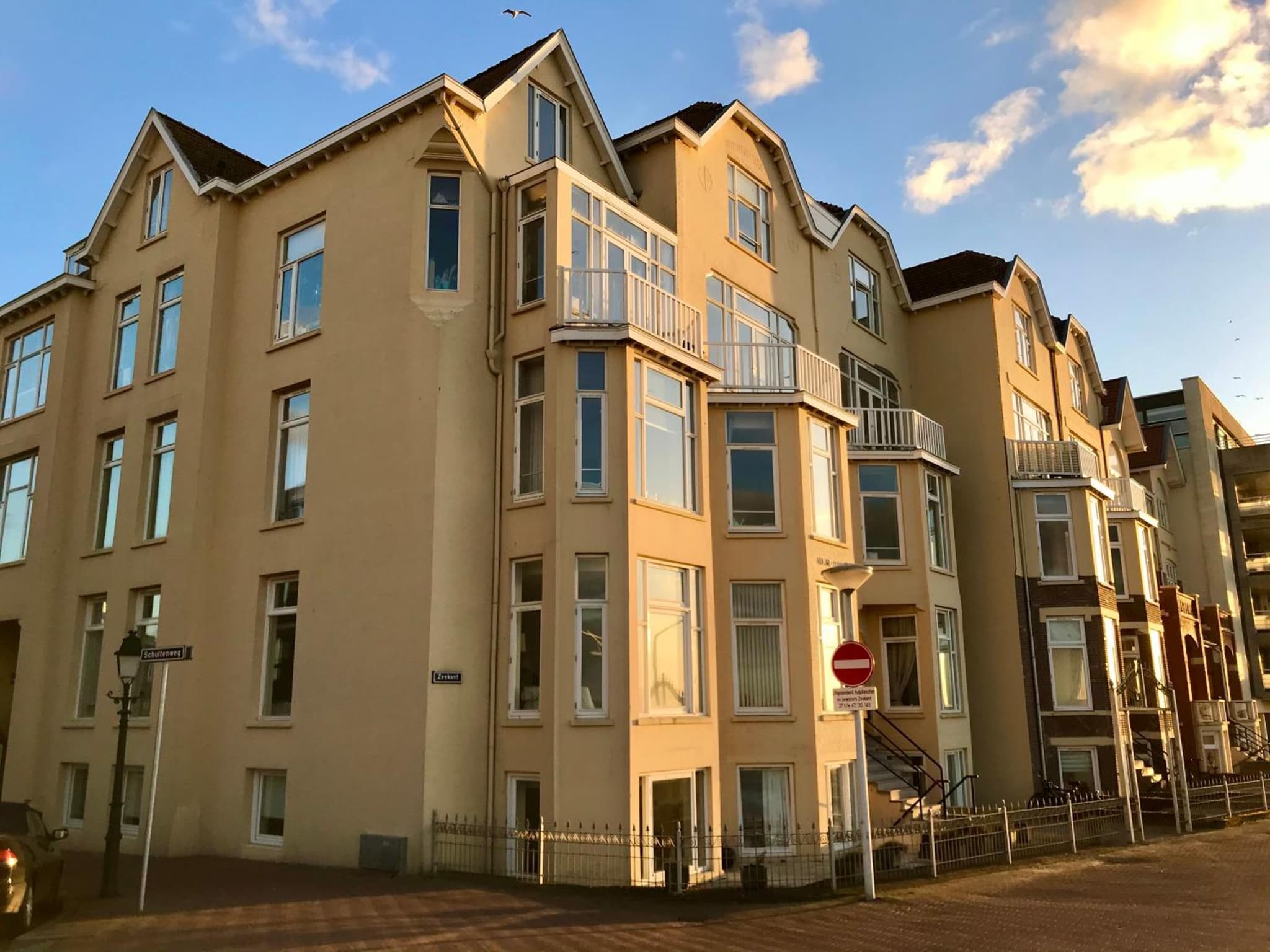Sea view Scheveningen photo 2