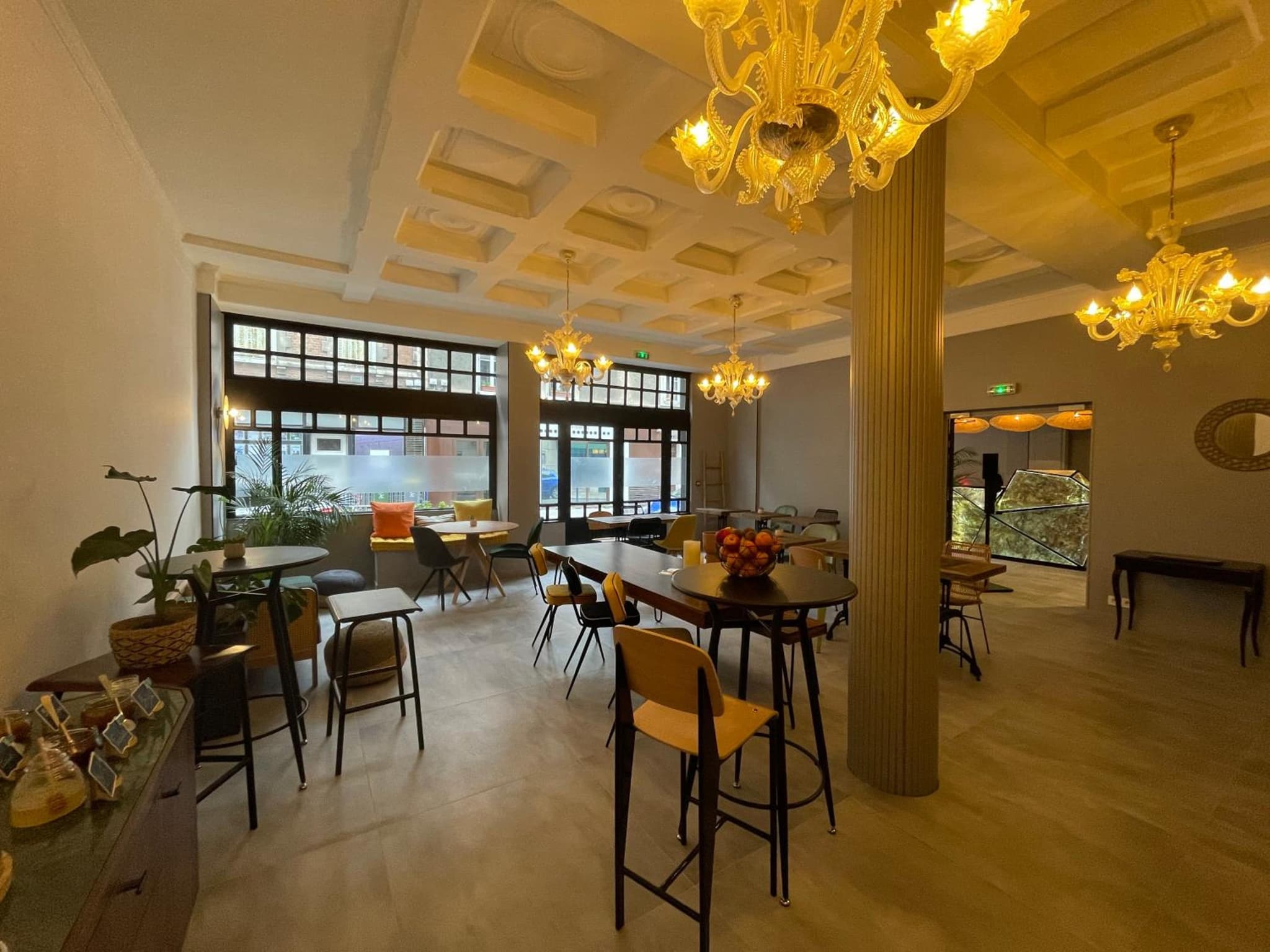 dining
