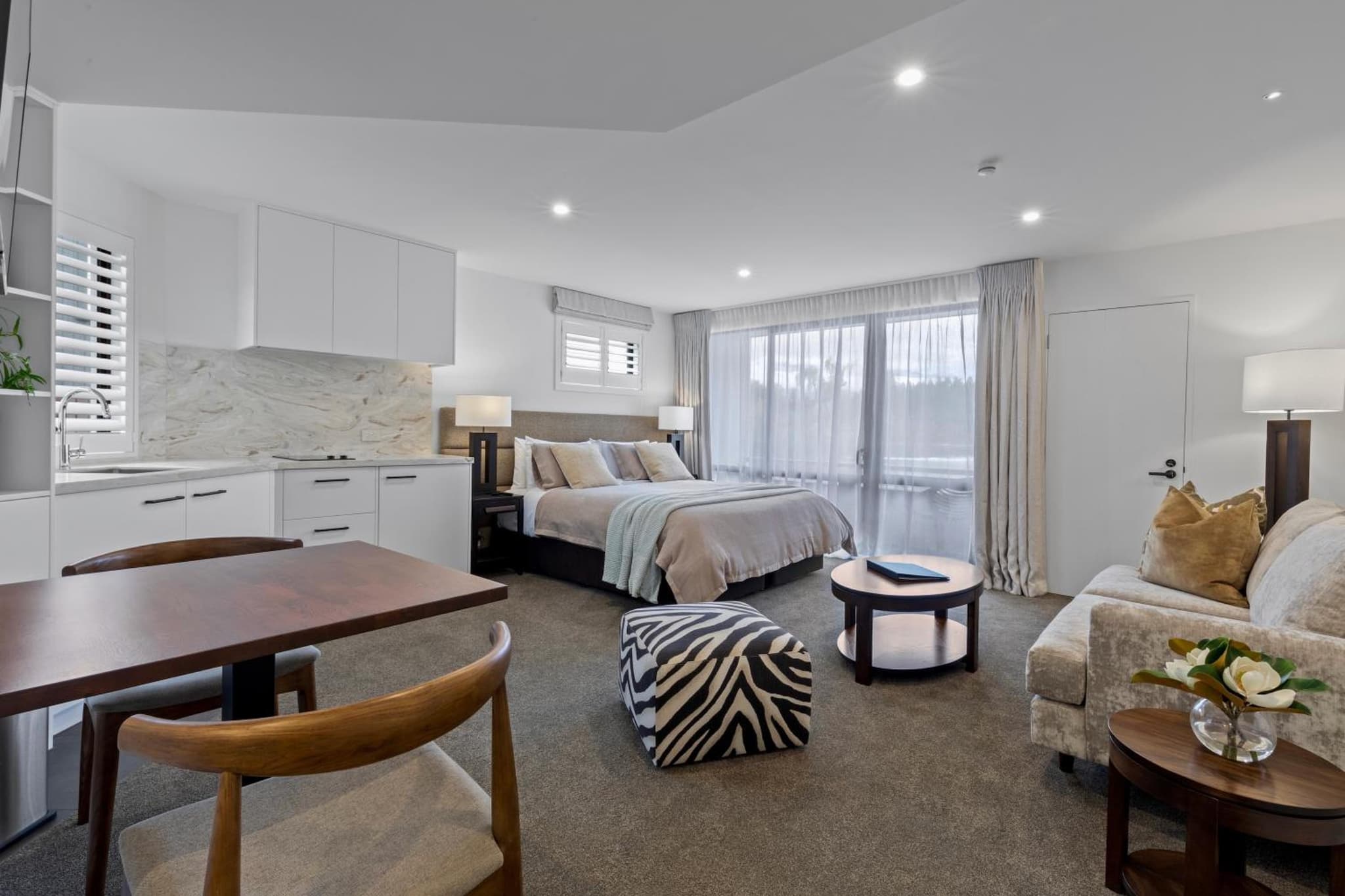 Queenstown House Lakeside photo 6
