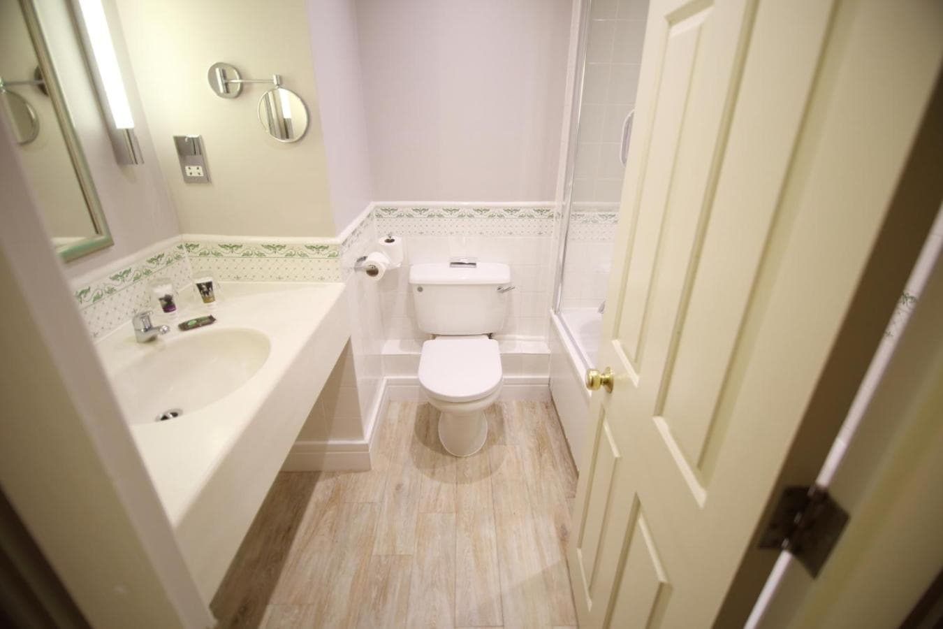Mercure Gloucester Bowden Hall Hotel photo 8