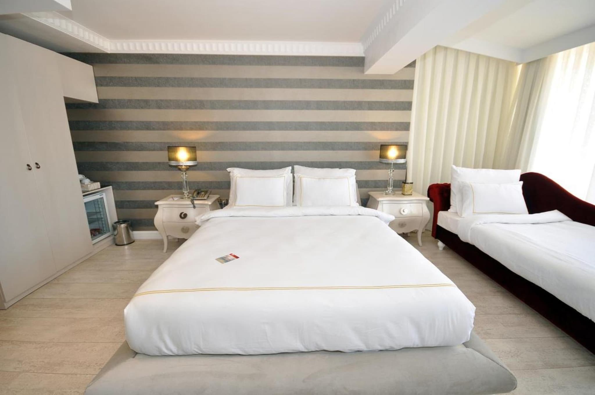 Nea Suites Old City photo 4