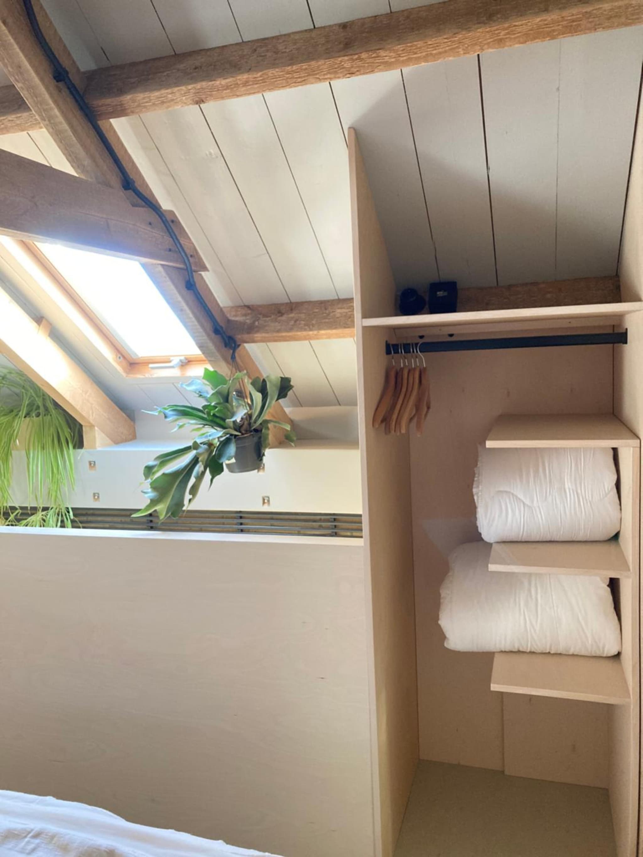 Tiny house Van hoogspanning naar ontspanning photo 7