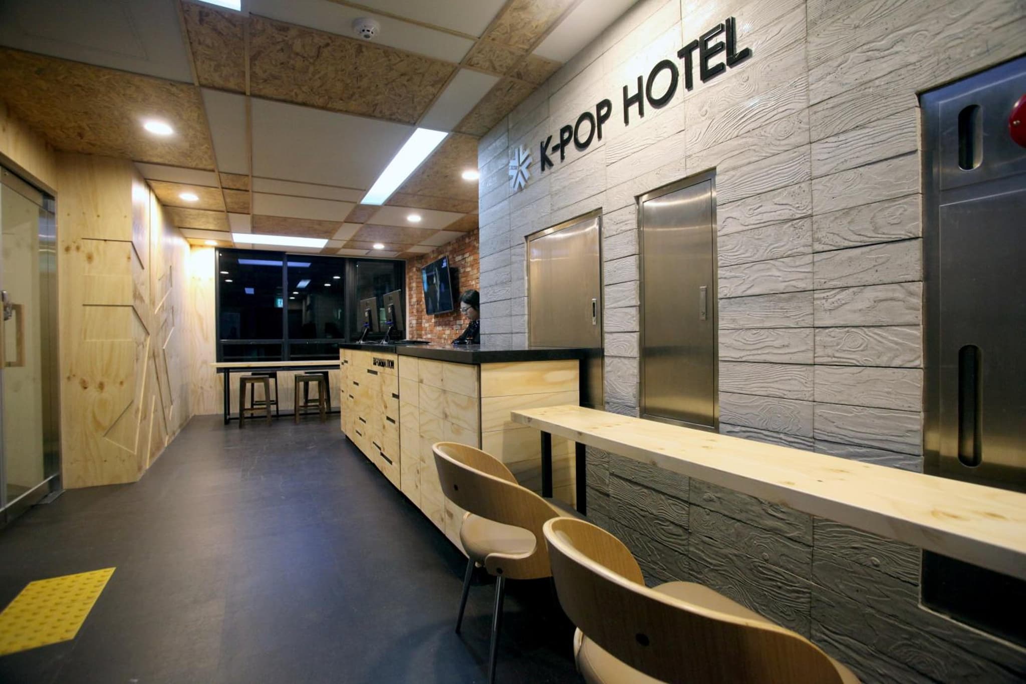 KSTAR METRO Hotel photo 7