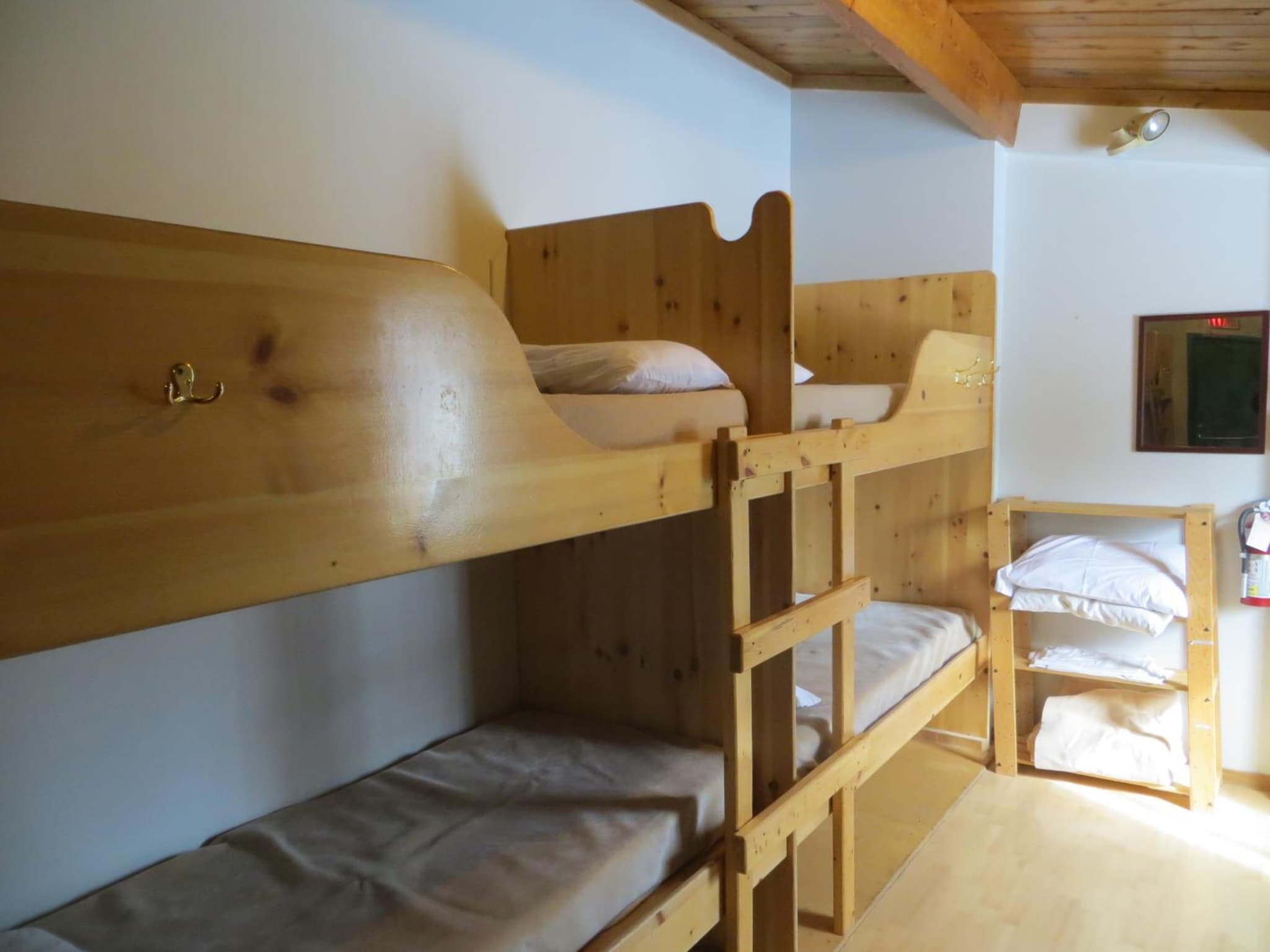 HI Kananaskis Wilderness - Hostel photo 9