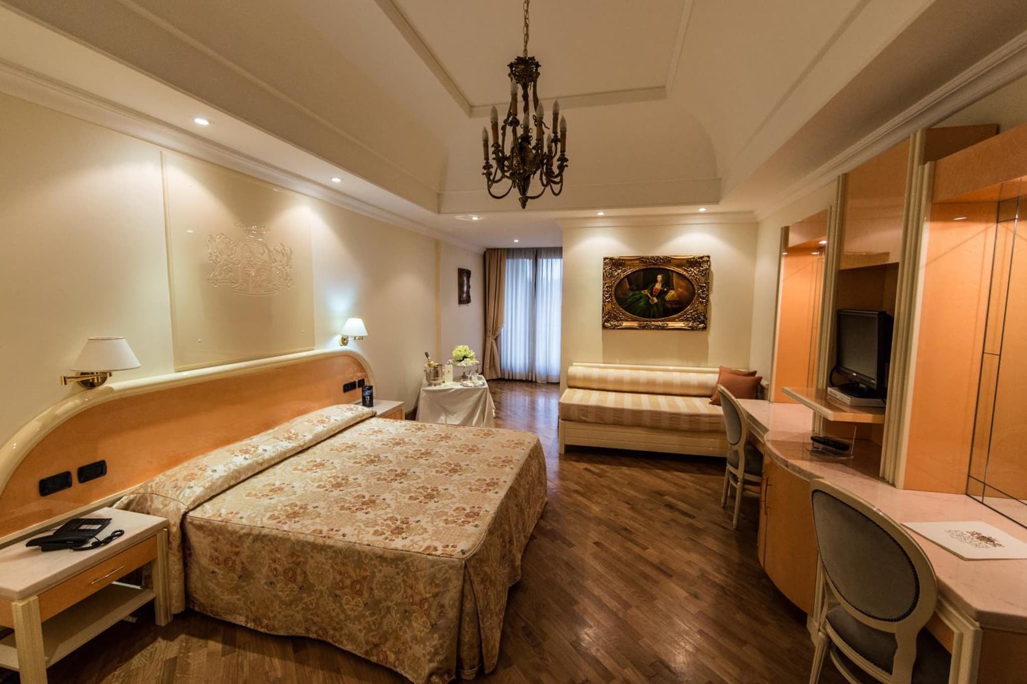 LH Hotel Domus Caesari photo 9