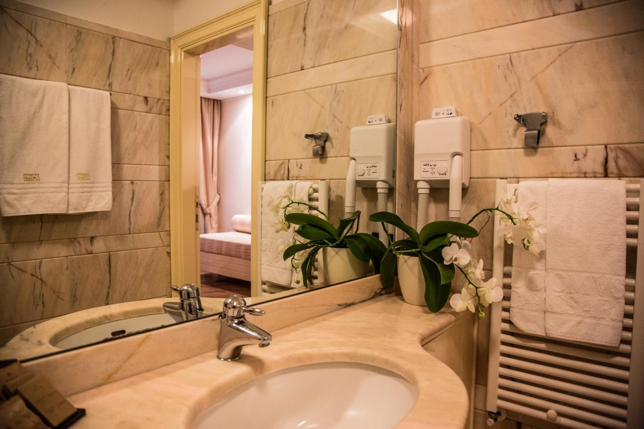LH Hotel Domus Caesari photo 7