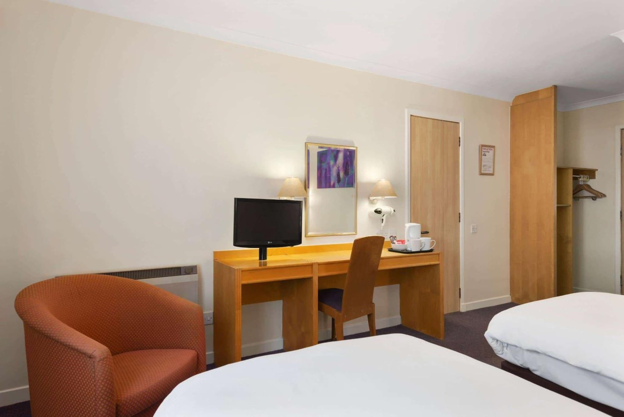 Days Inn Hamilton photo 8