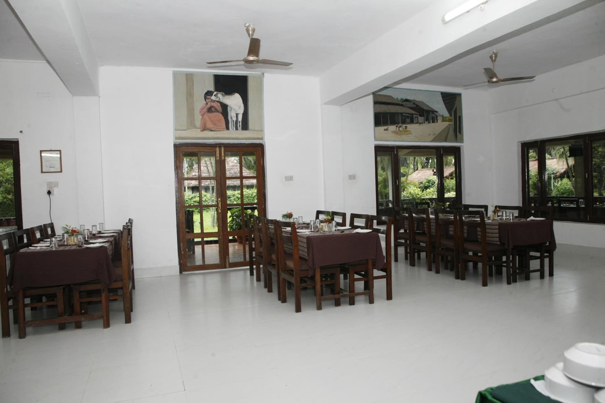 Chitwan Paradise Hotel photo 8