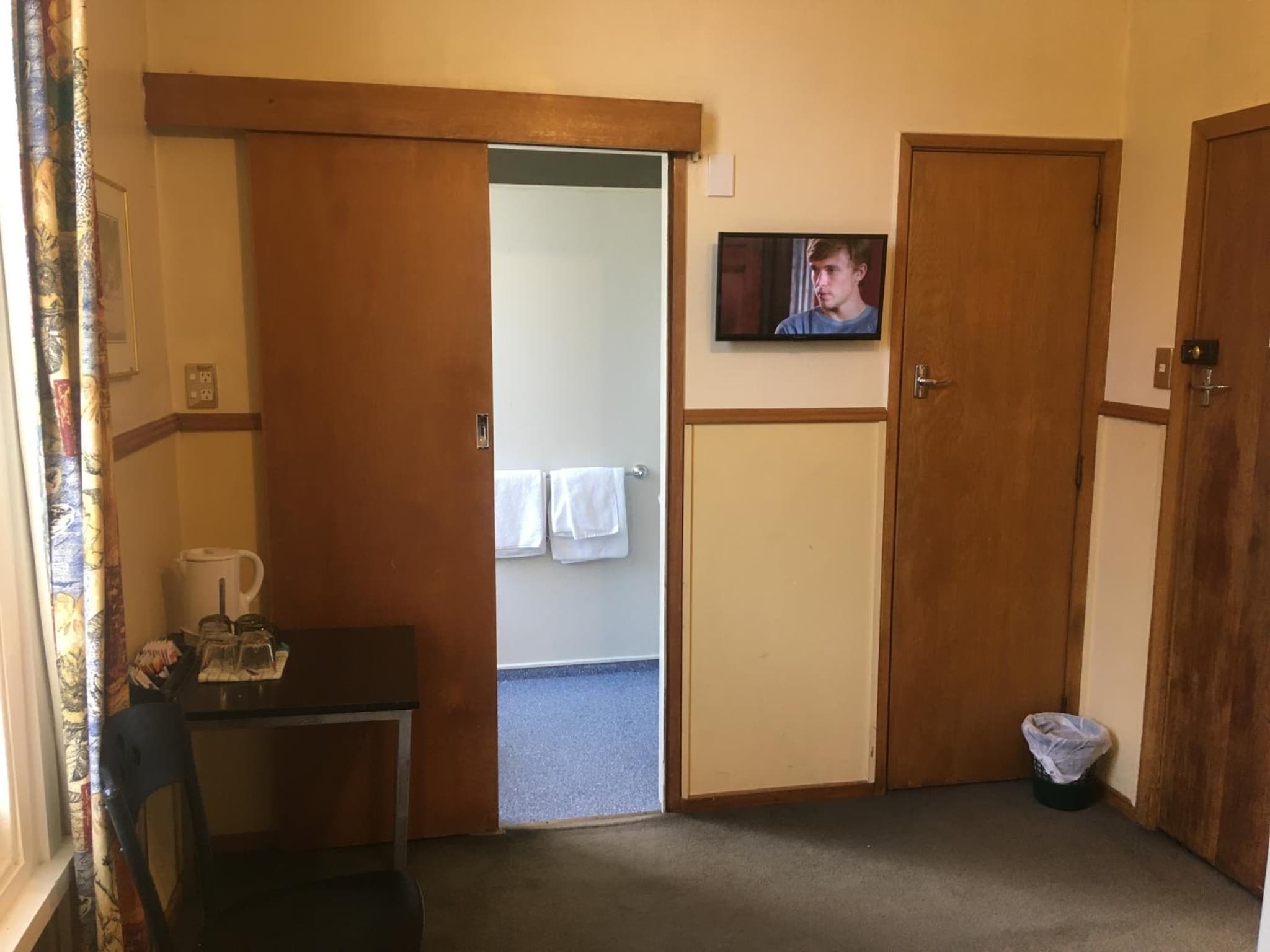 Leviathan Hotel photo 5