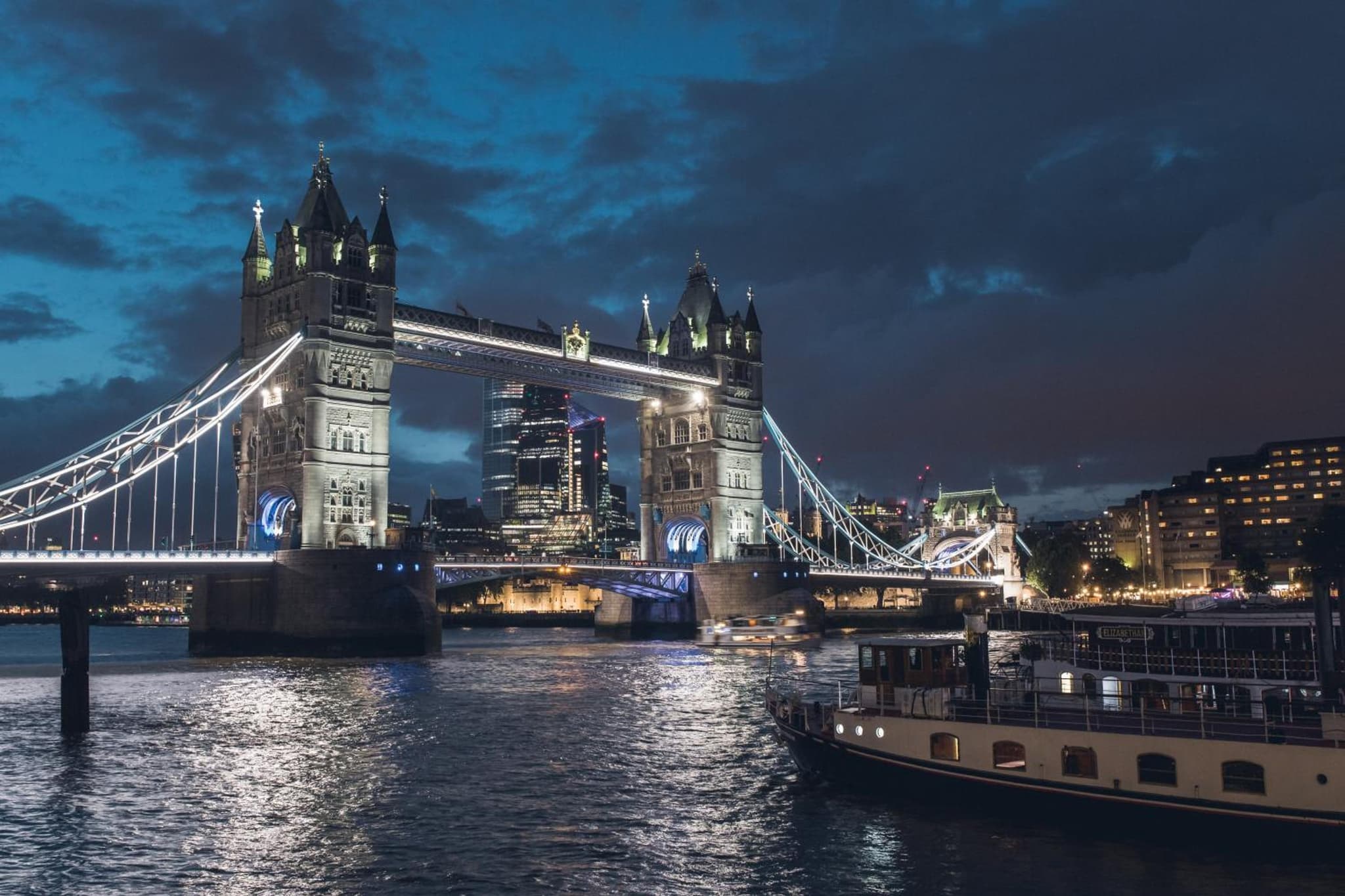 citizenM Tower of London photo 2