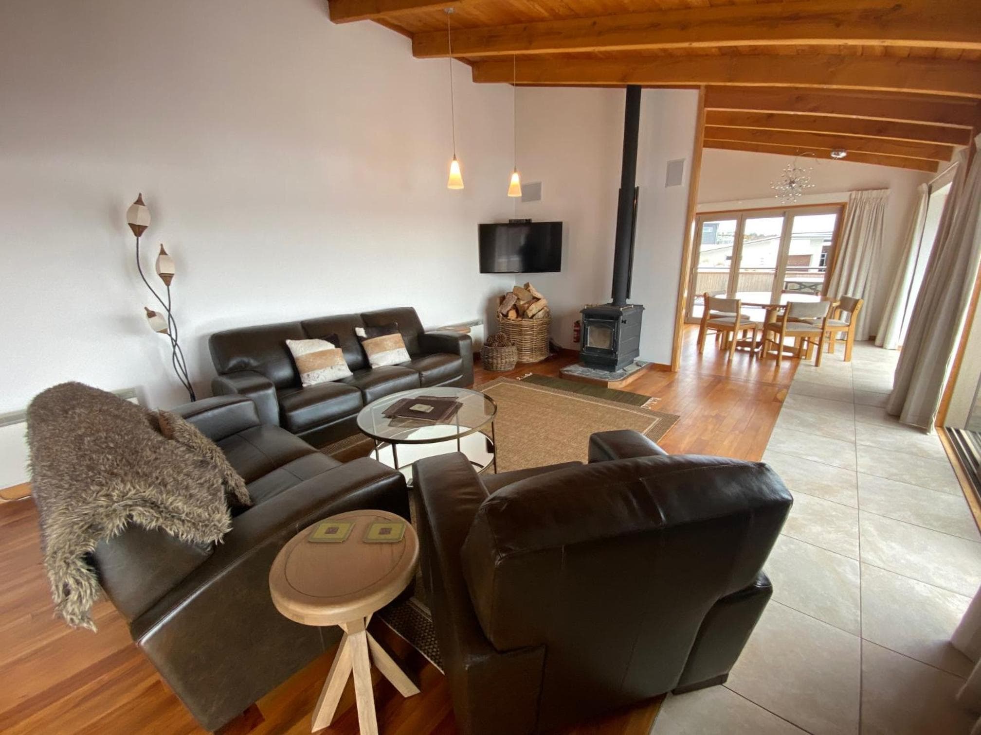 Glacier Rock Lakeview House photo 6