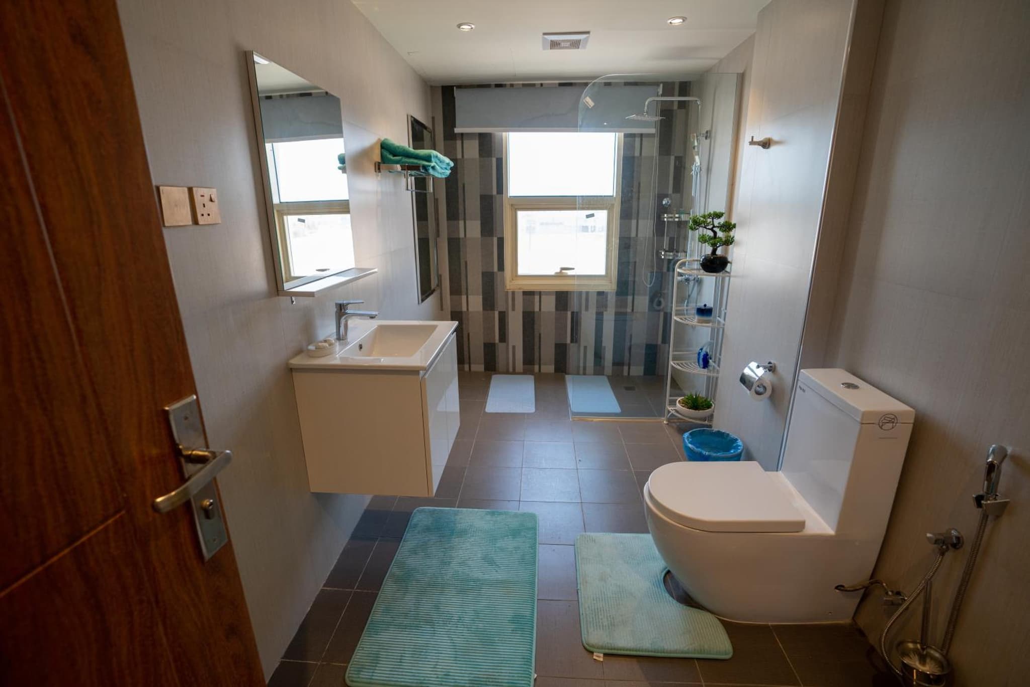Suite blue photo 8