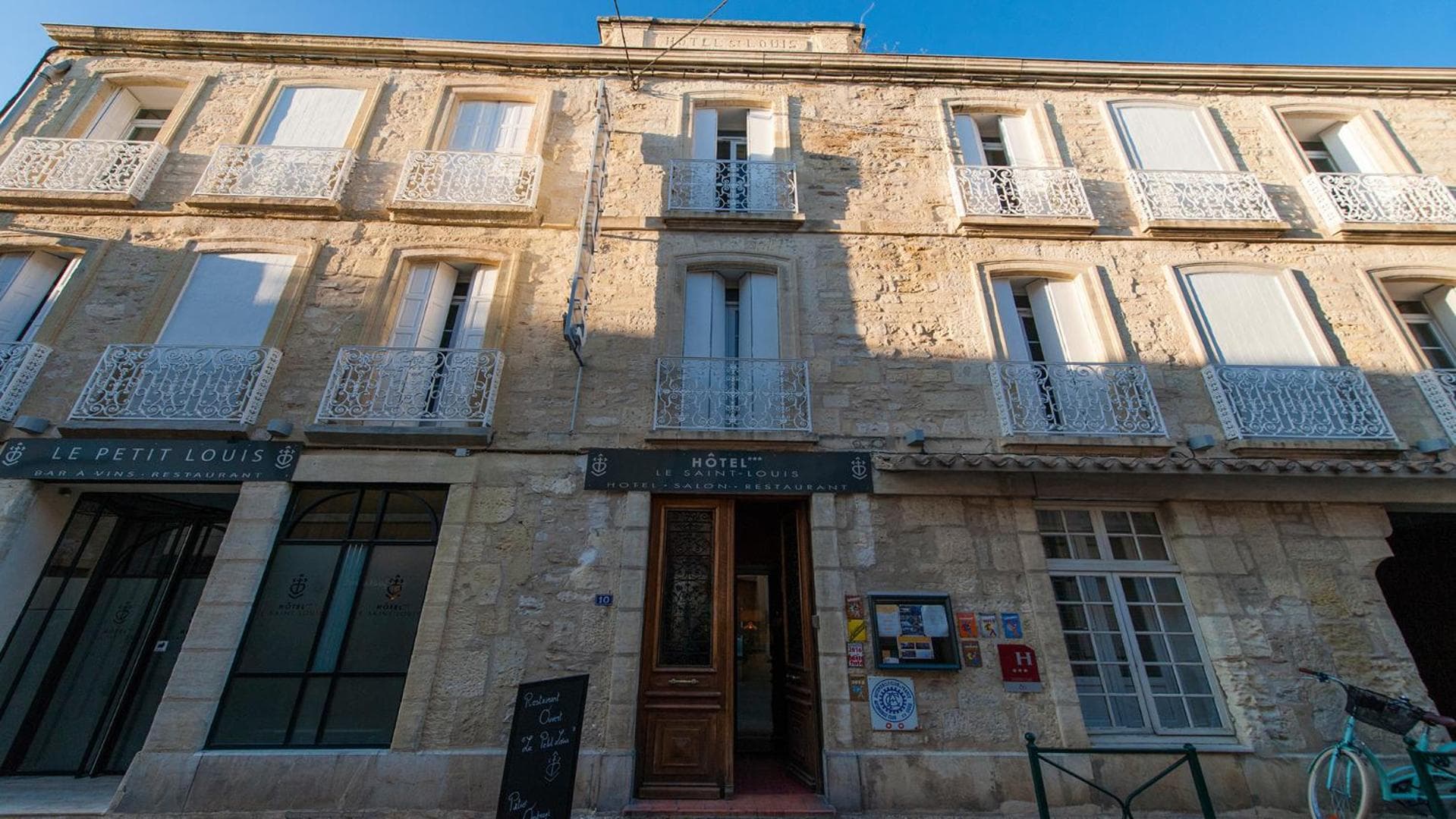 Hotel Saint Louis - Au Coeur des Remparts