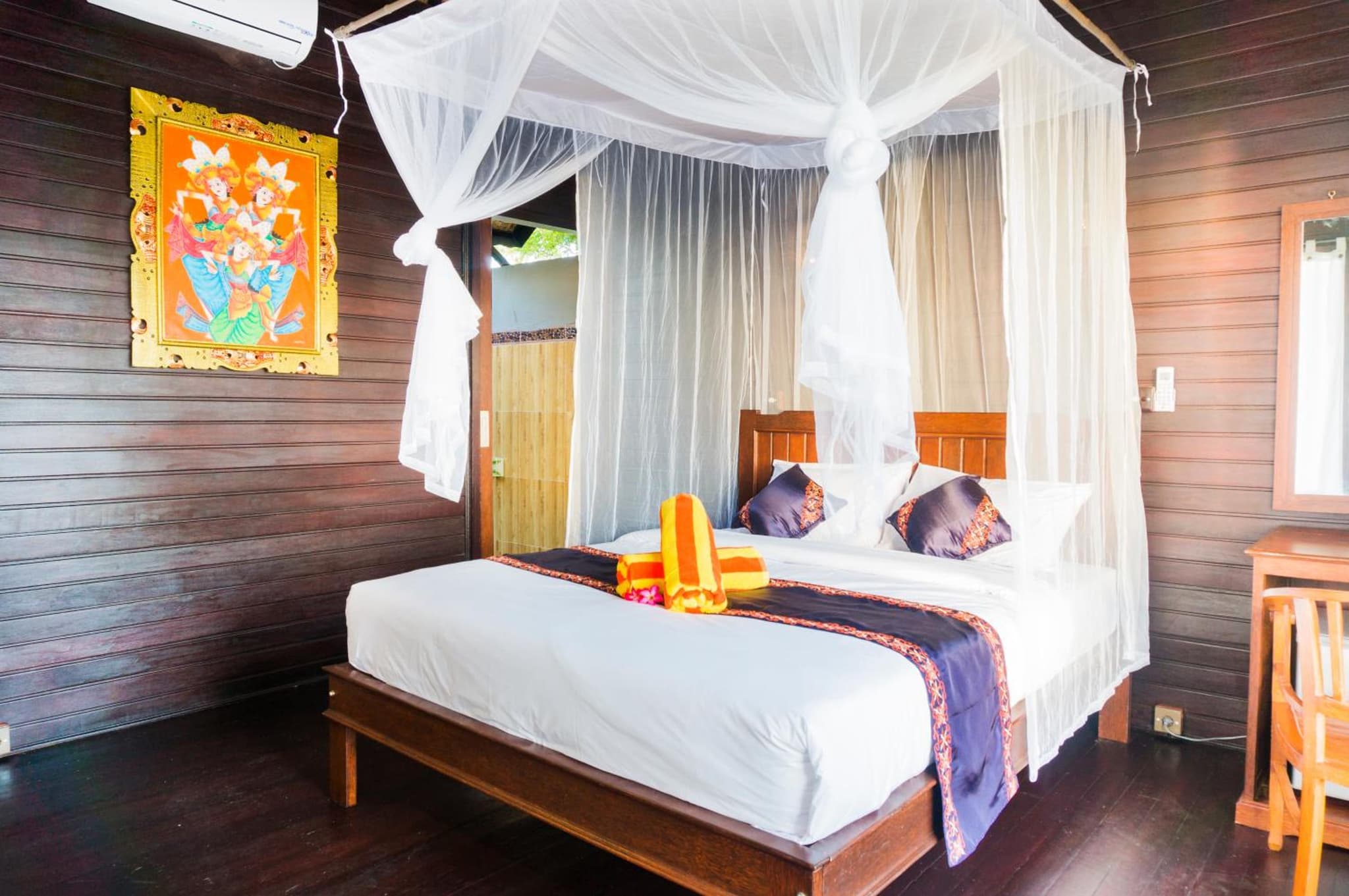 Sunrise Hut's Lembongan photo 6