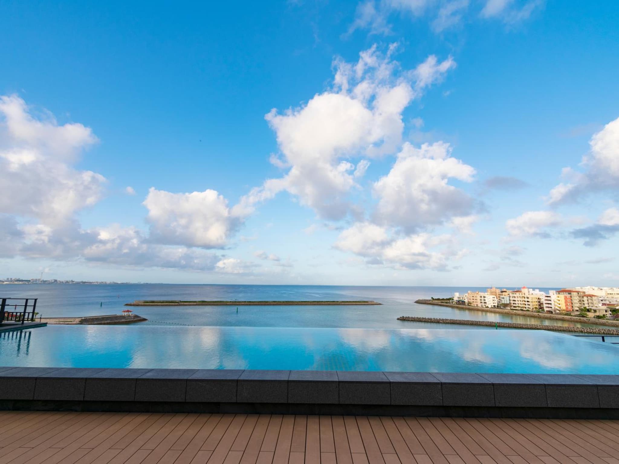MB GALLERY CHATAN by THE TERRACE HOTELS photo 4