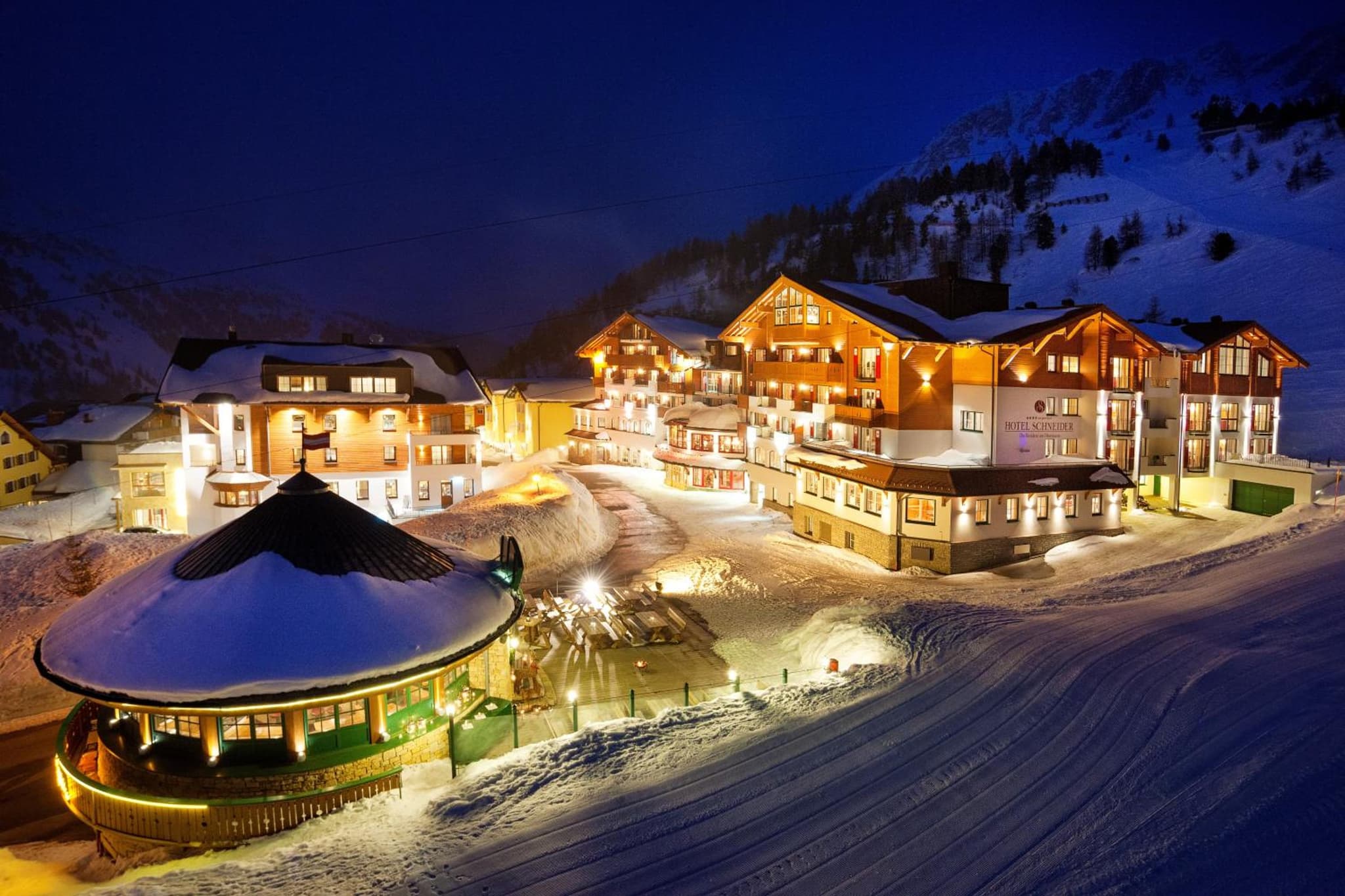 Superior Hotel Schneider Ski-in & Ski-out photo 5