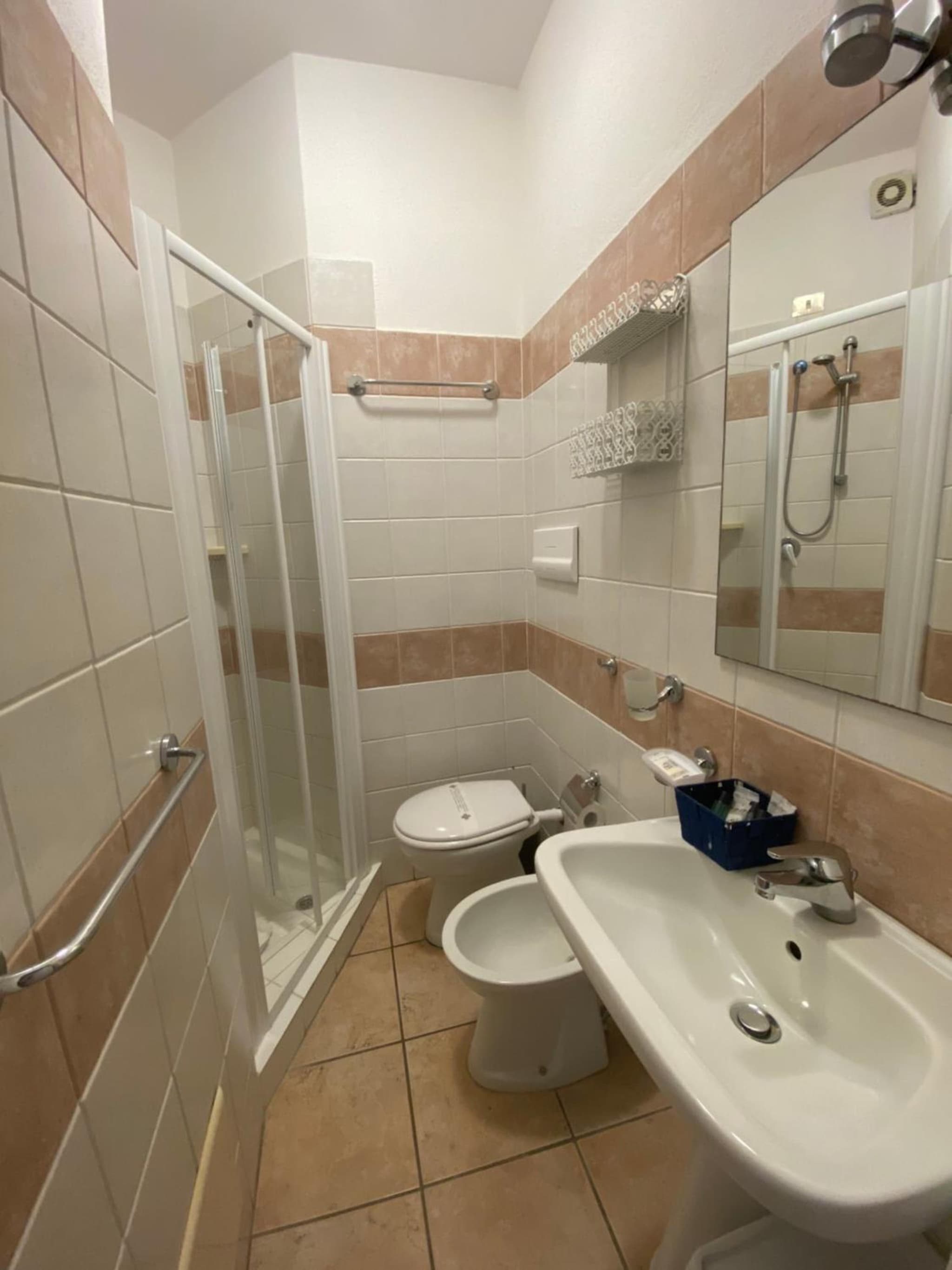 Palau City Hotel photo 9