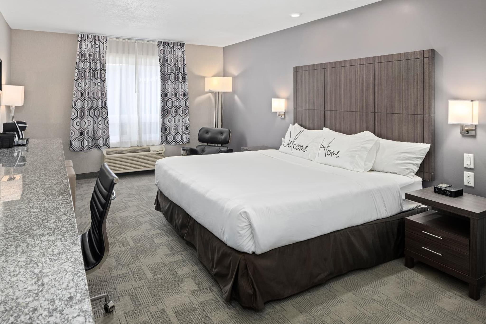 Home Inn & Suites Saskatoon South photo 2