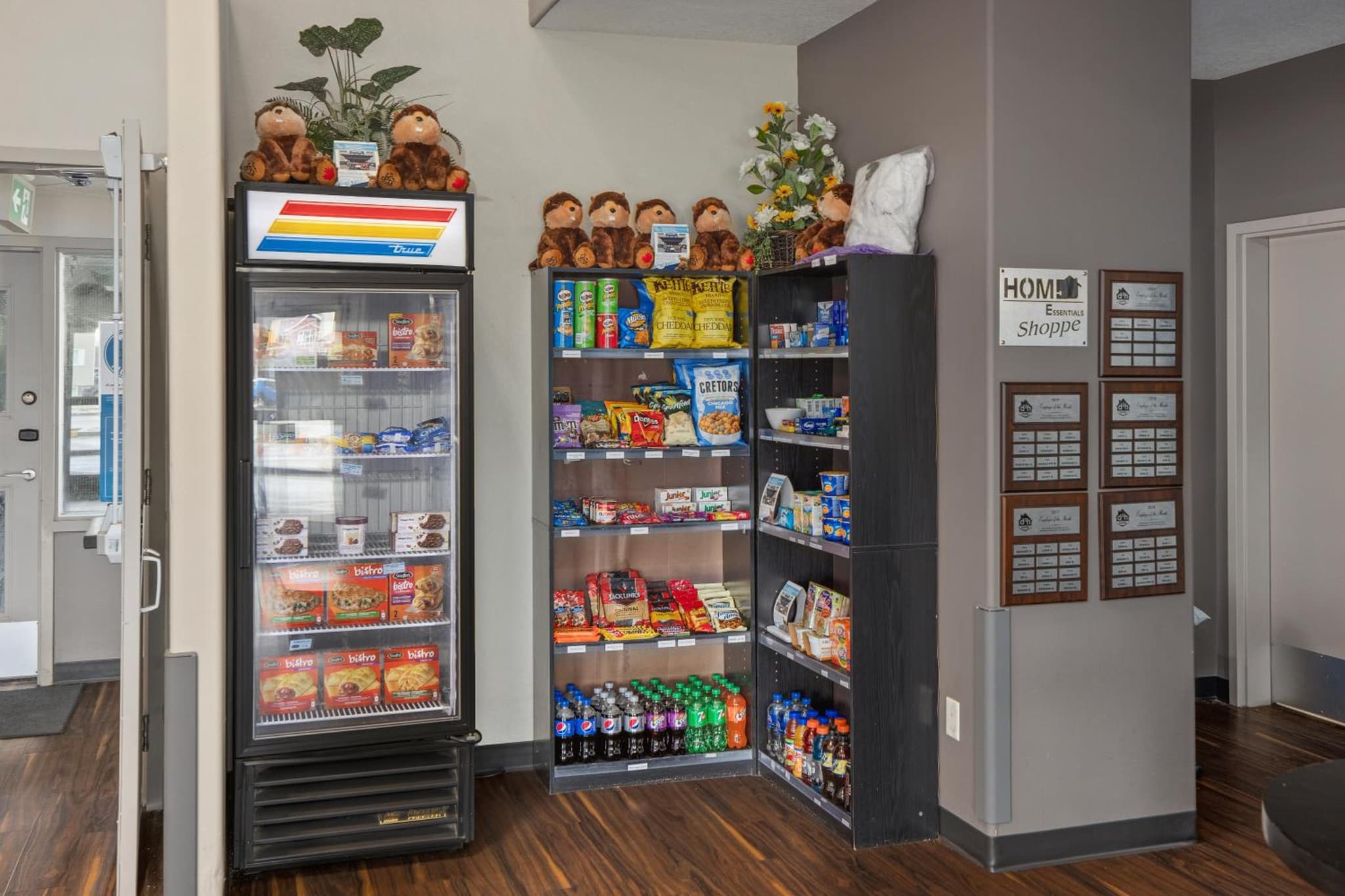 Home Inn & Suites Regina Airport photo 7