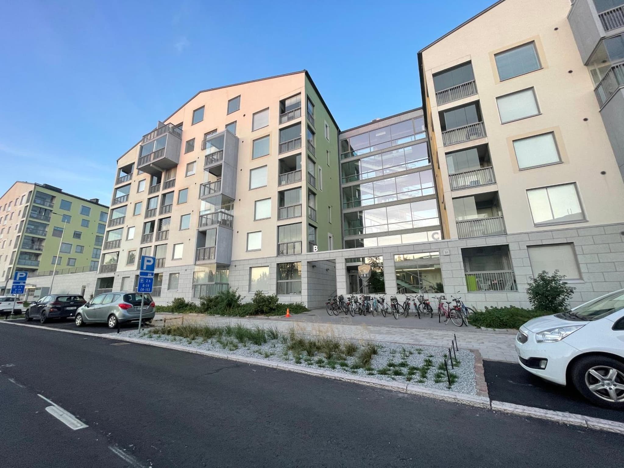 The Seabreeze Terrace Apartment photo 4