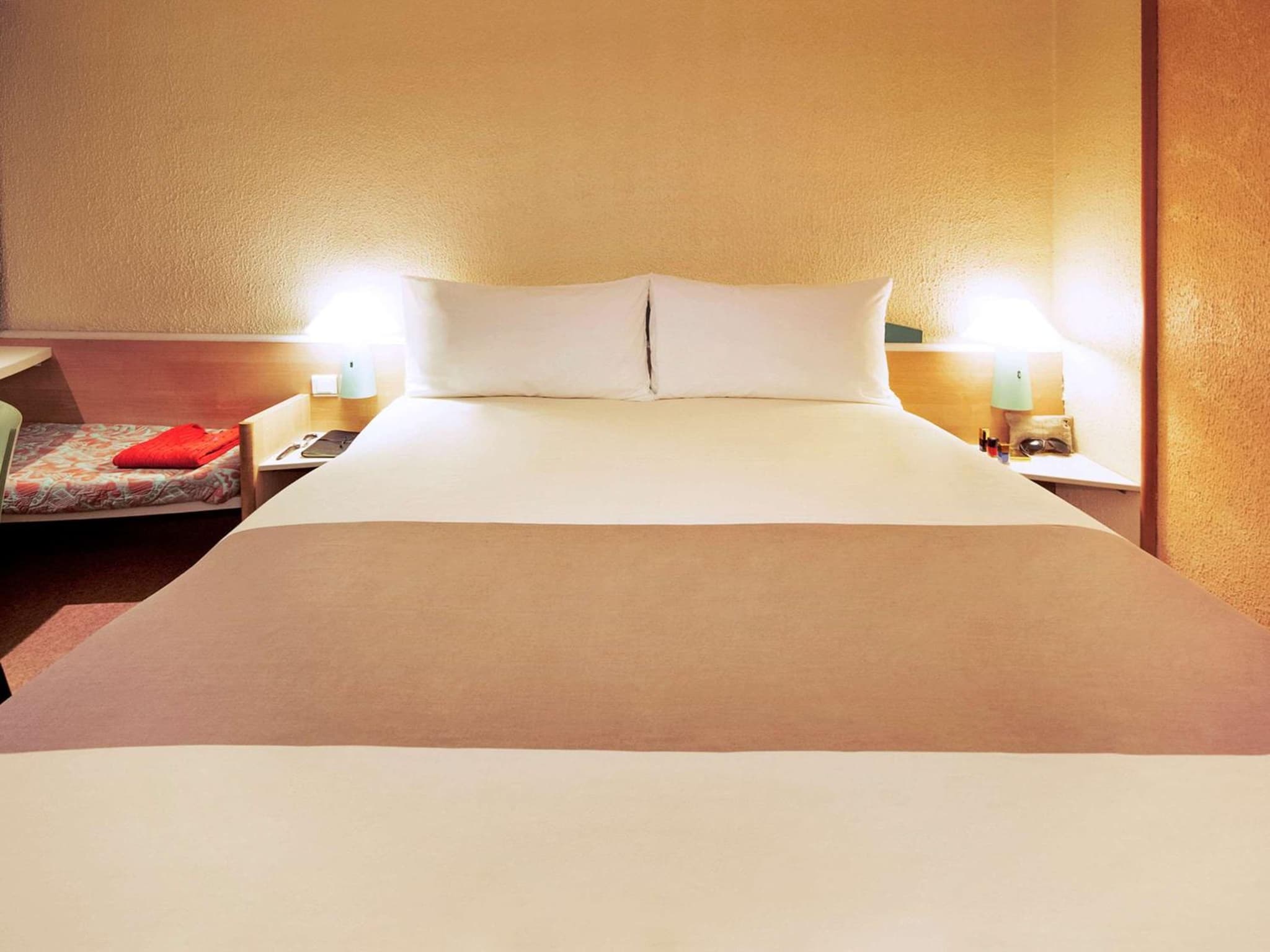 ibis Charleroi Centre Gare photo 6