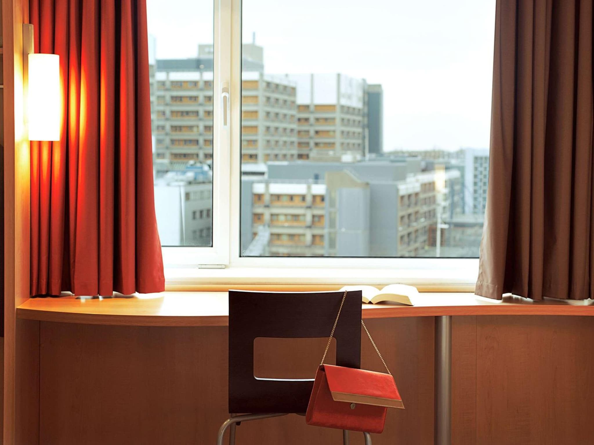 ibis Charleroi Centre Gare photo 8
